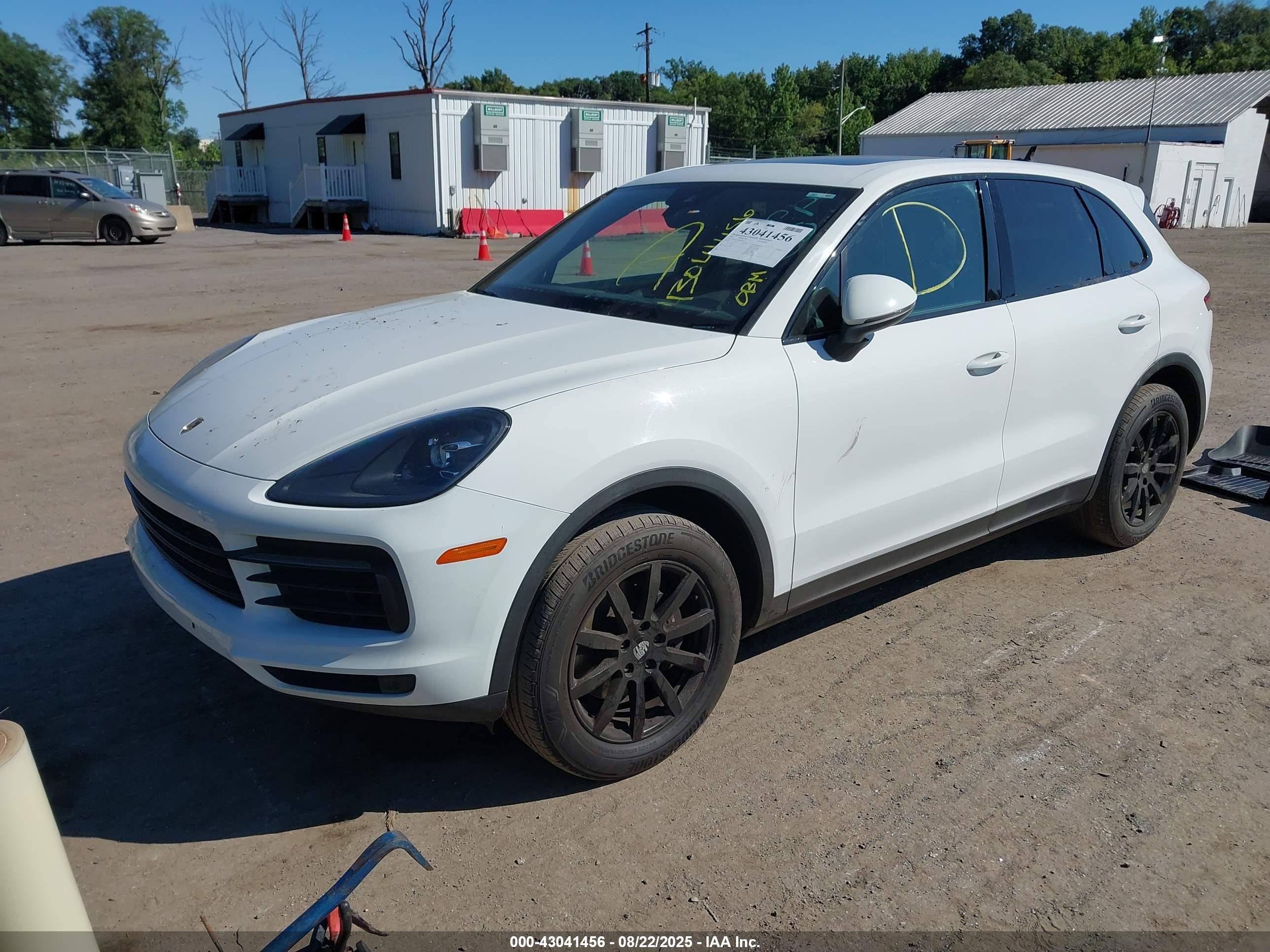 2019 Porsche Cayenne   White vin: WP1AA2AY9KDA03135