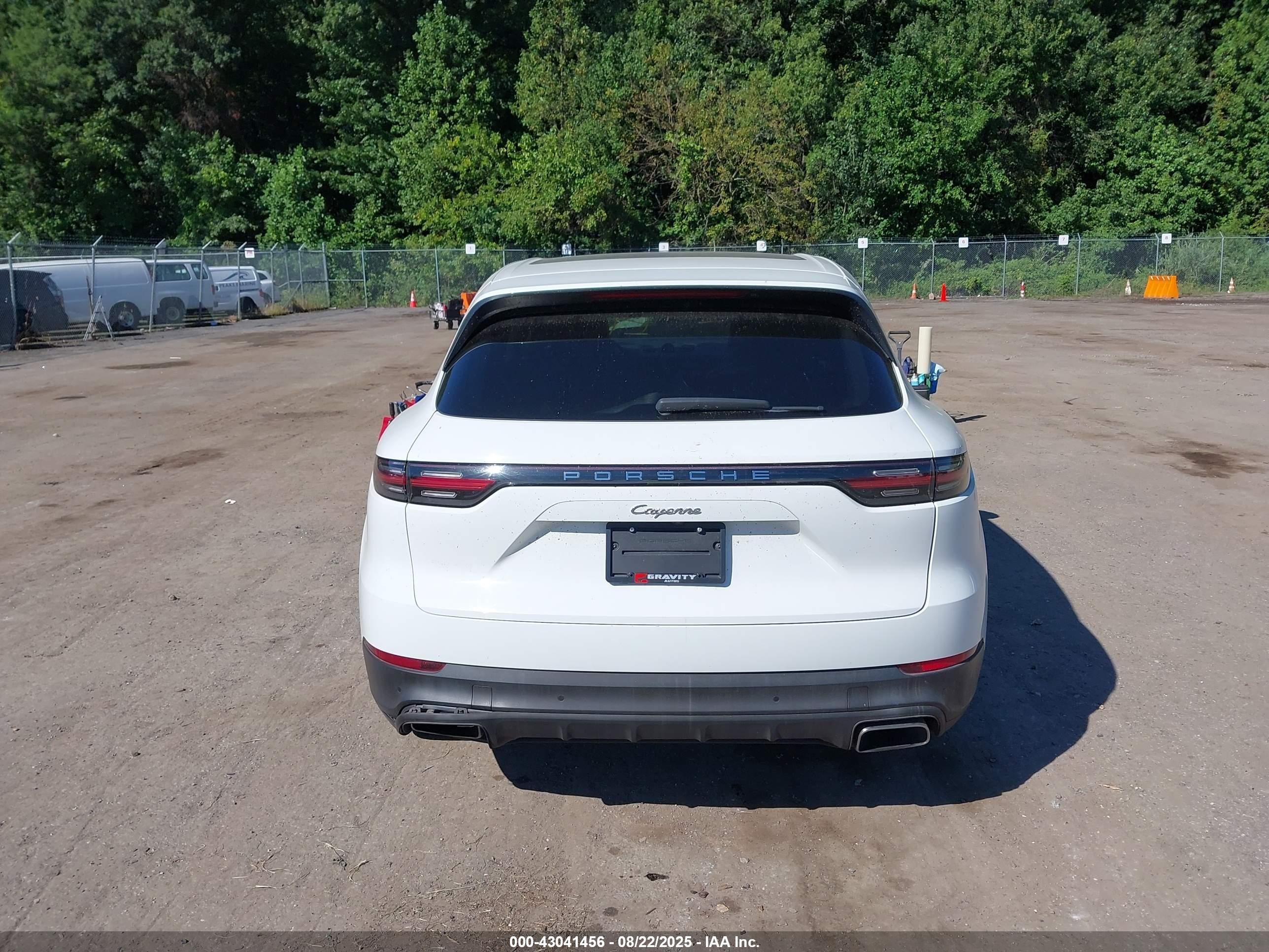 2019 Porsche Cayenne   White vin: WP1AA2AY9KDA03135
