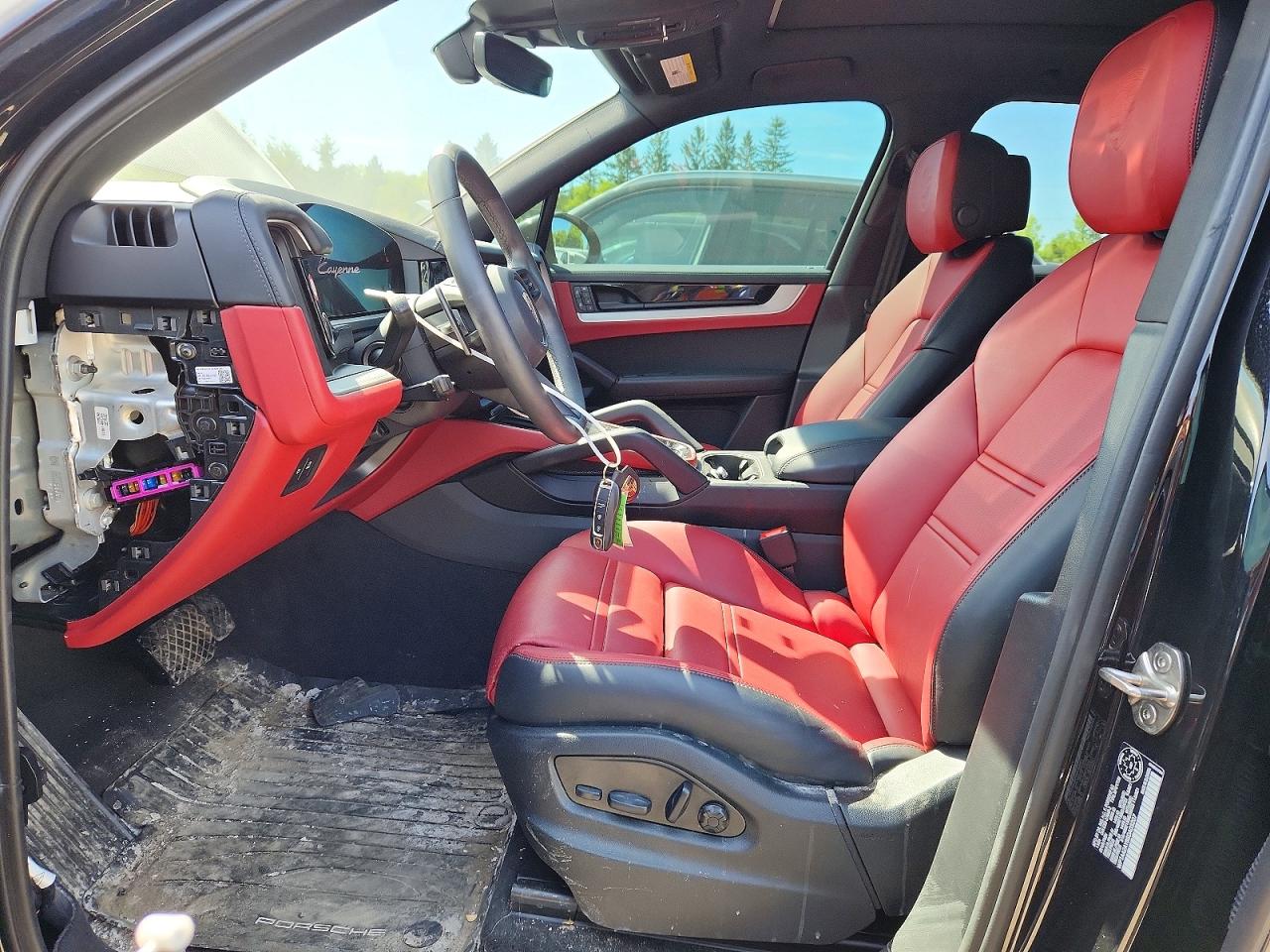 2025 Porsche Cayenne Black vin: WP1AA2AY8SDA03207