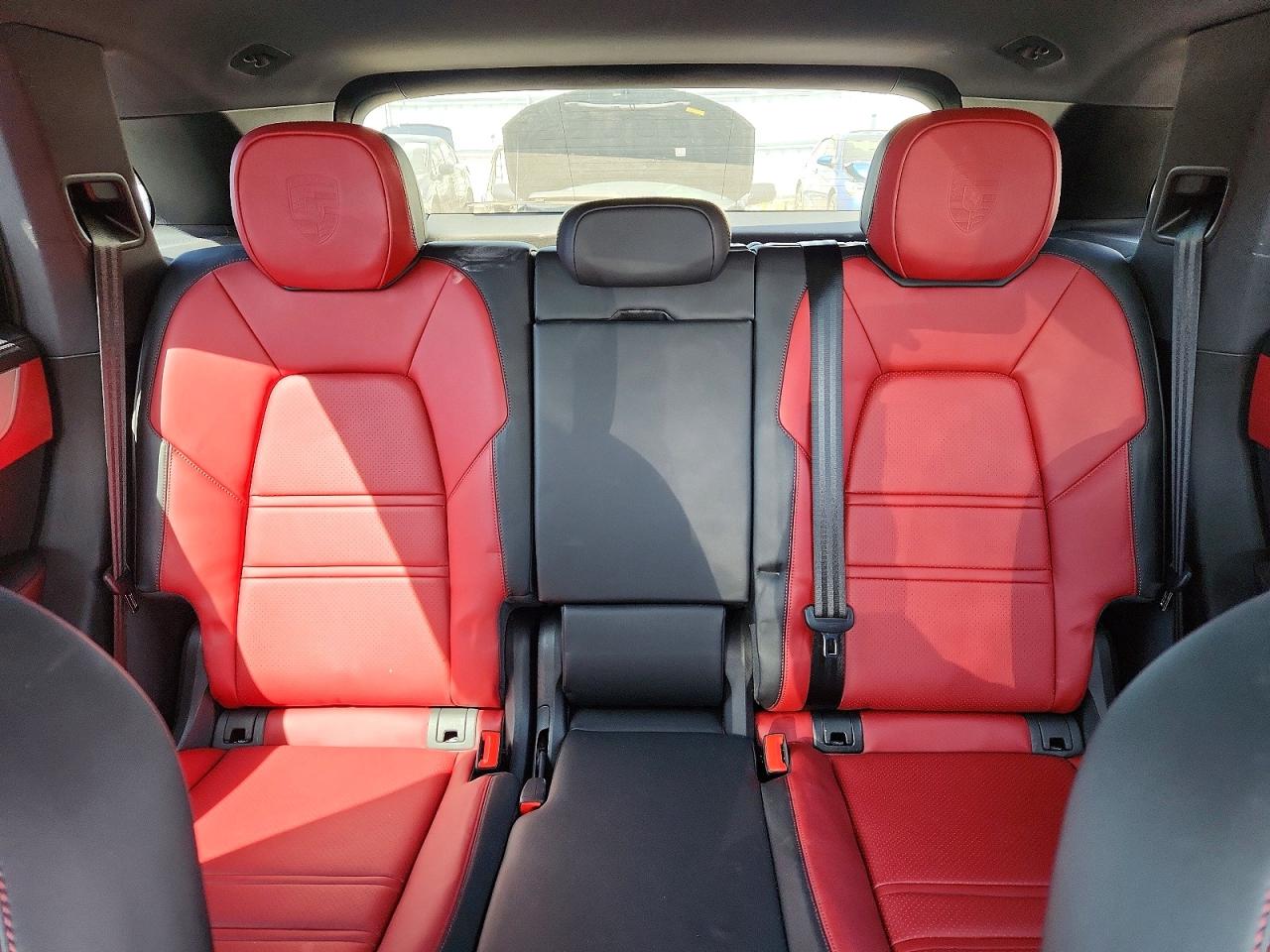 2025 Porsche Cayenne Black vin: WP1AA2AY8SDA03207
