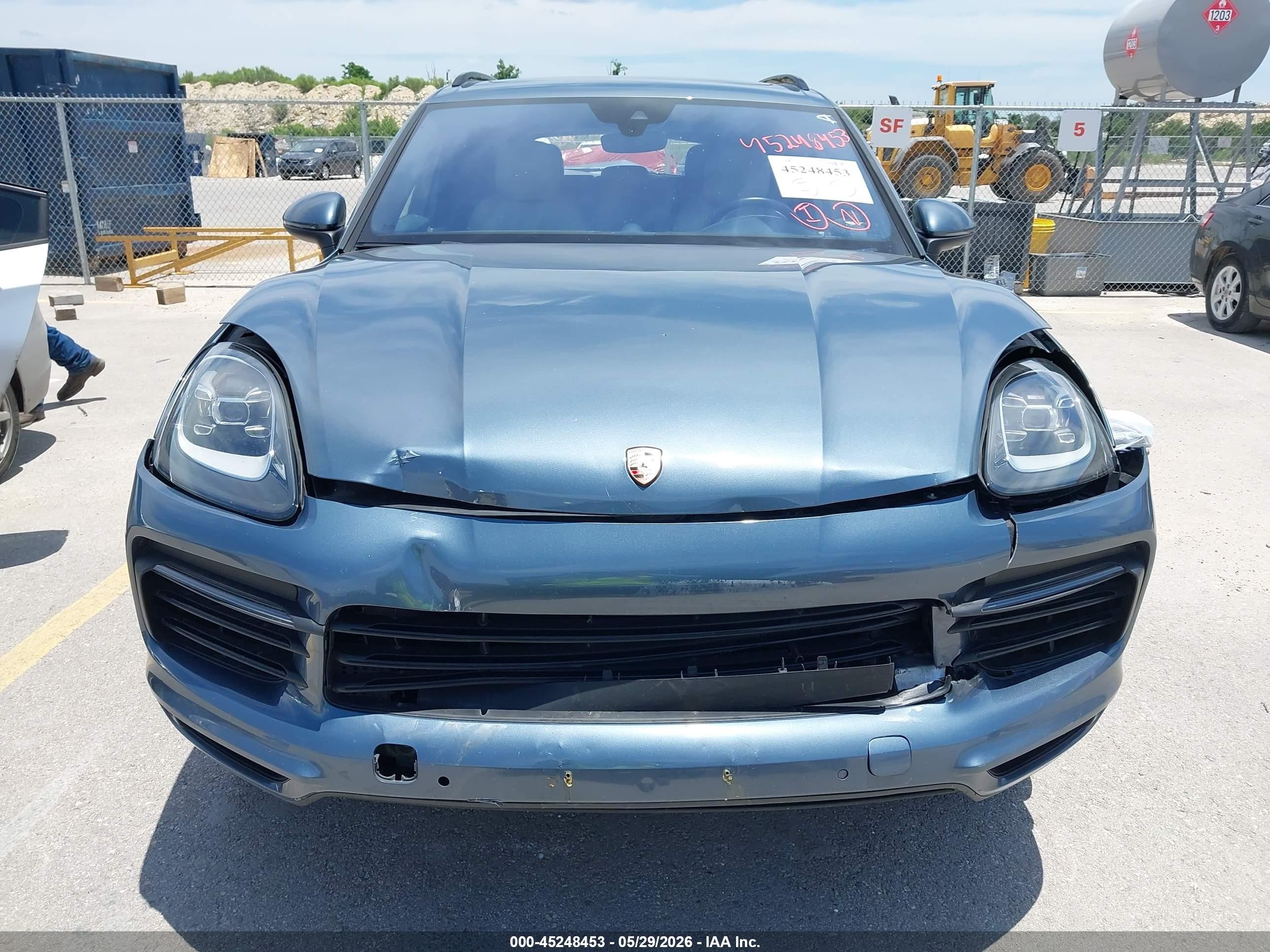 2020 Porsche Cayenne   Синий vin: WP1AA2AY9LDA06683