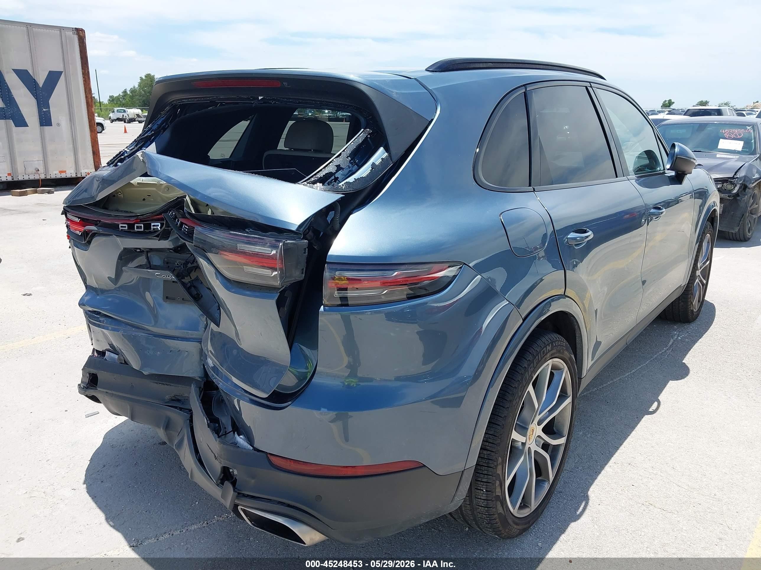 2020 Porsche Cayenne   Синий vin: WP1AA2AY9LDA06683