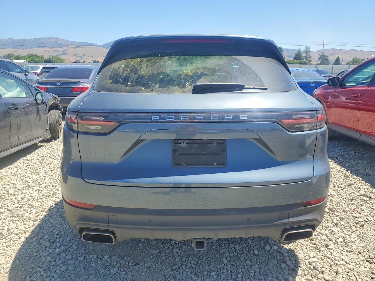 2019 Porsche Cayenne Gray vin: WP1AA2AYXKDA06934