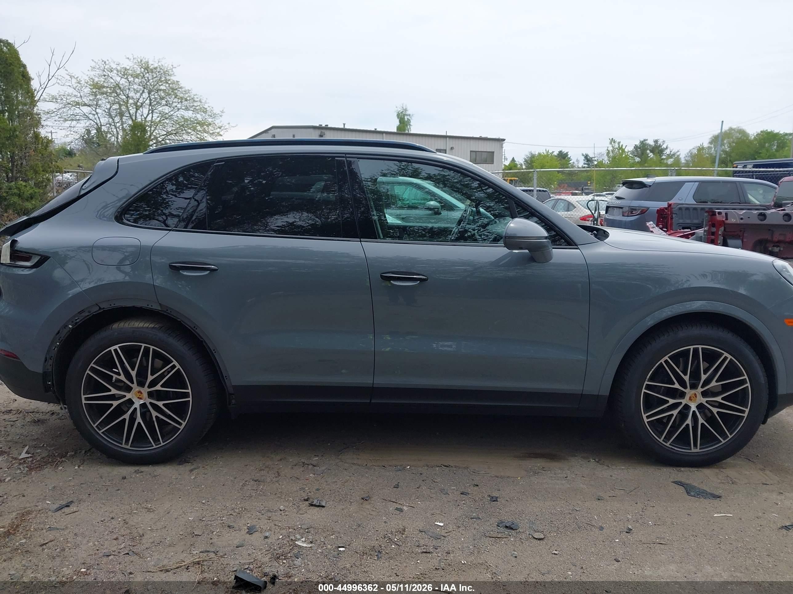 2024 Porsche Cayenne Gray vin: WP1AA2AYXRDA12310