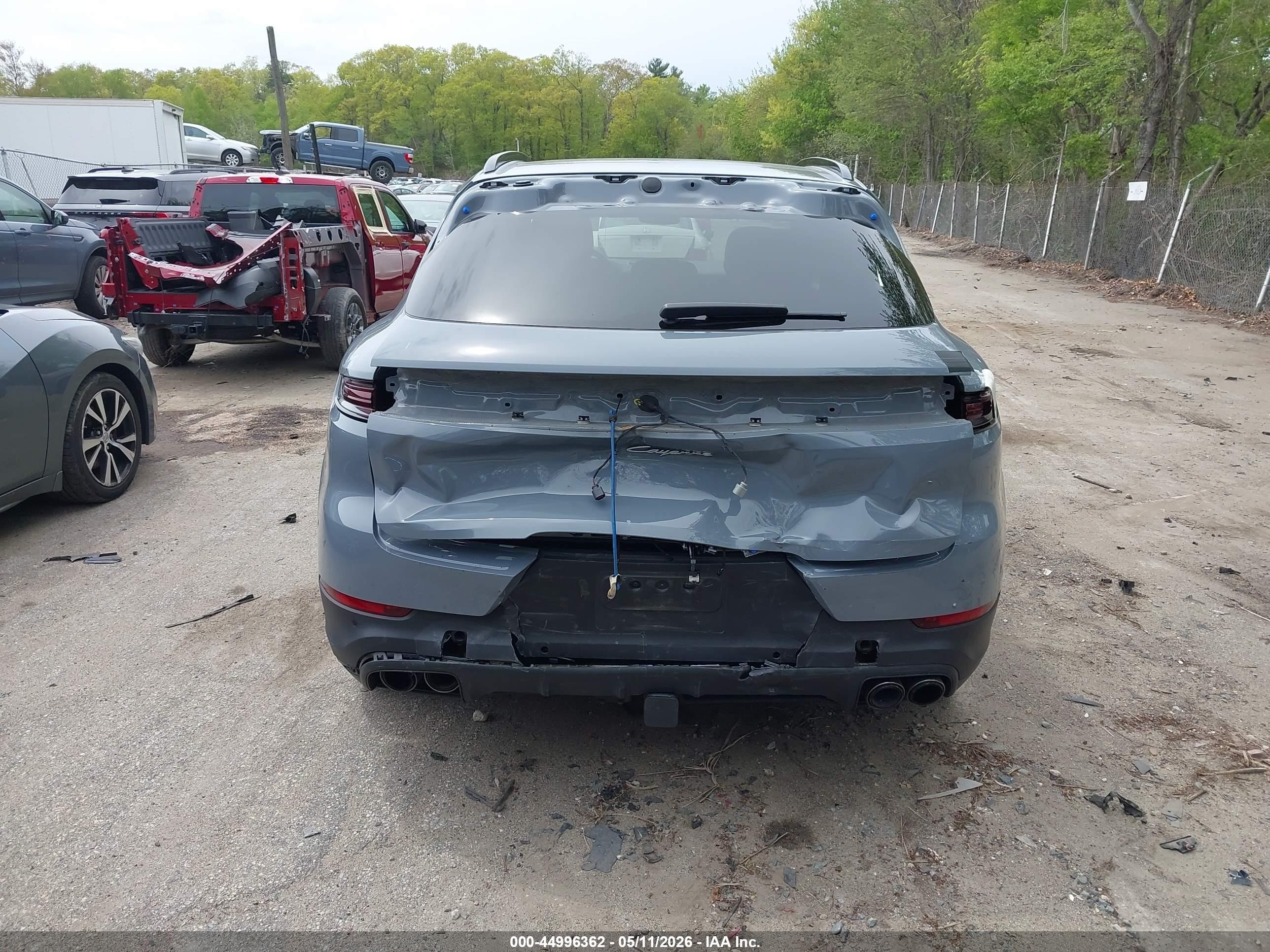 2024 Porsche Cayenne Gray vin: WP1AA2AYXRDA12310