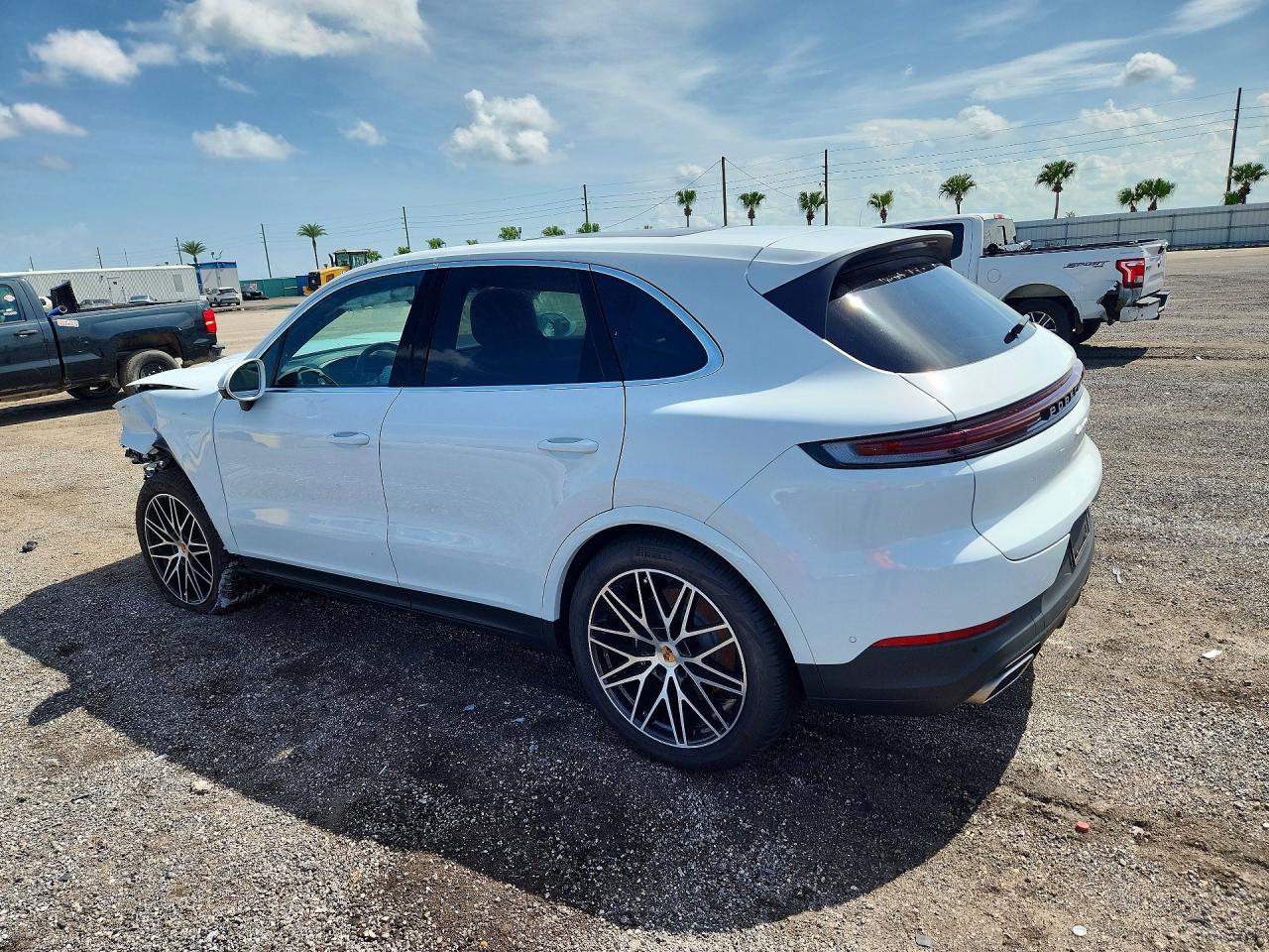 2026 Porsche Cayenne White vin: WP1AA2AYXTDA04005