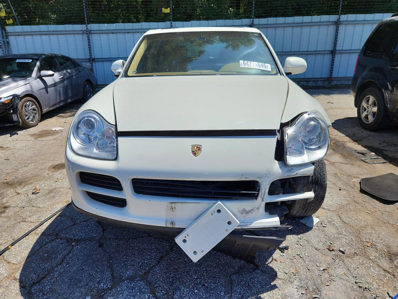2004 Porsche Cayenne S White vin: WP1AB29P14LA61127