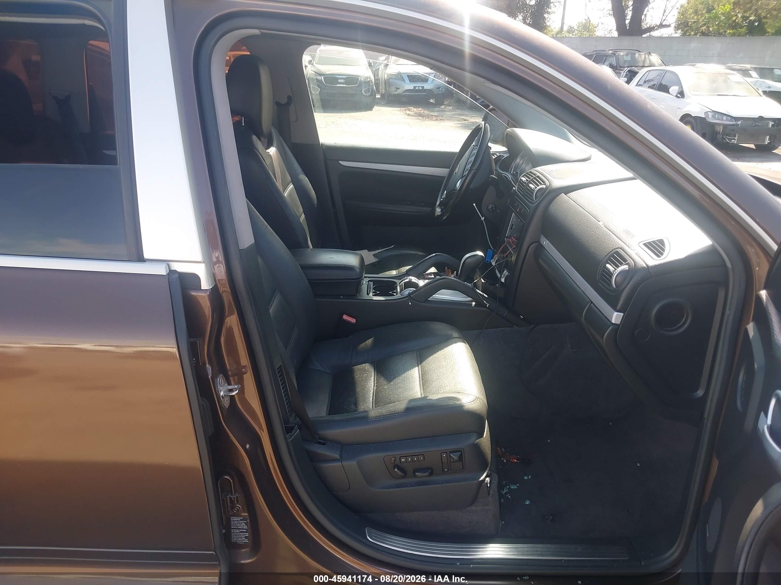 2004 Porsche Cayenne S Brown vin: WP1AB29P14LA77179