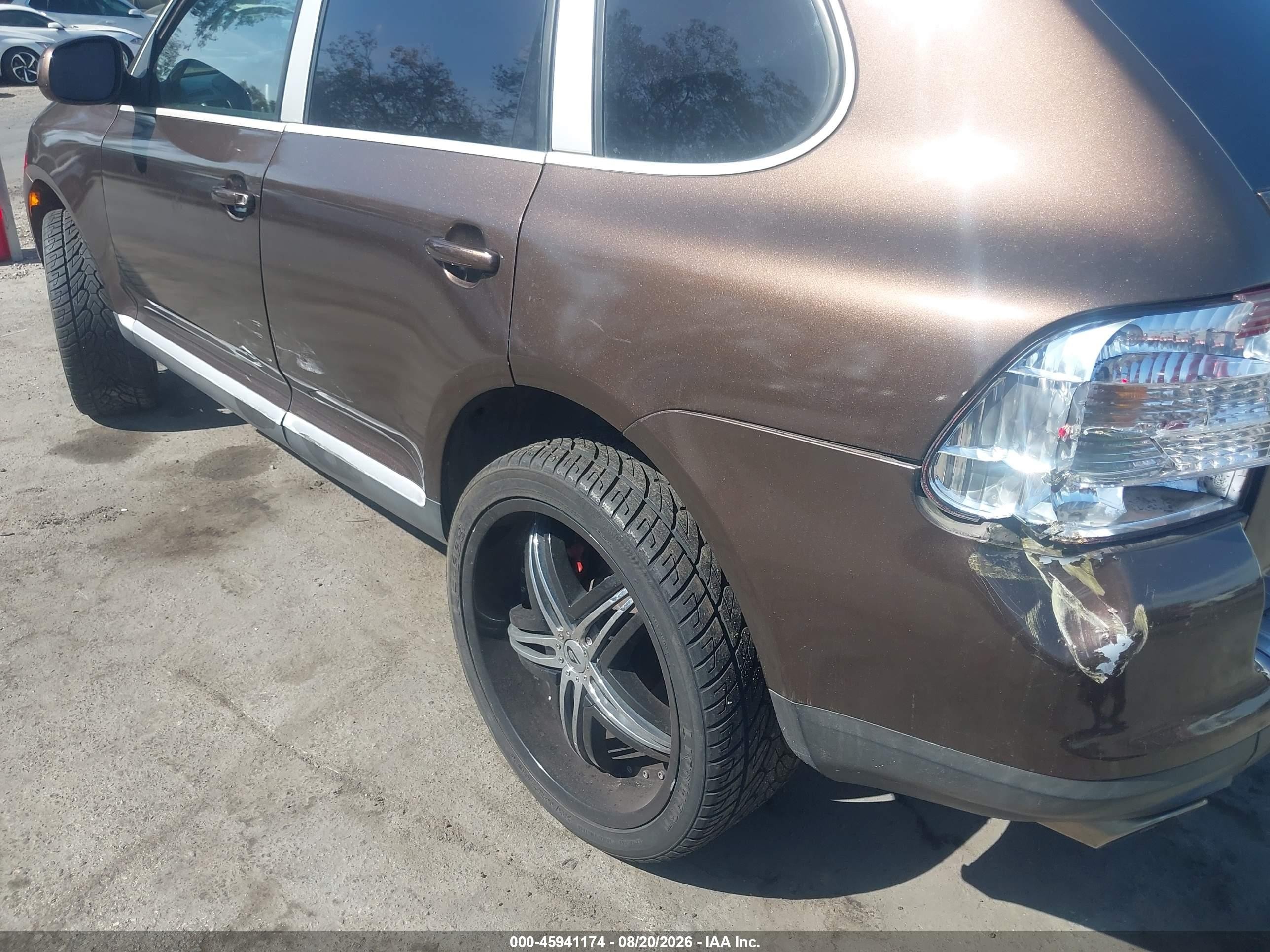 2004 Porsche Cayenne S Brown vin: WP1AB29P14LA77179