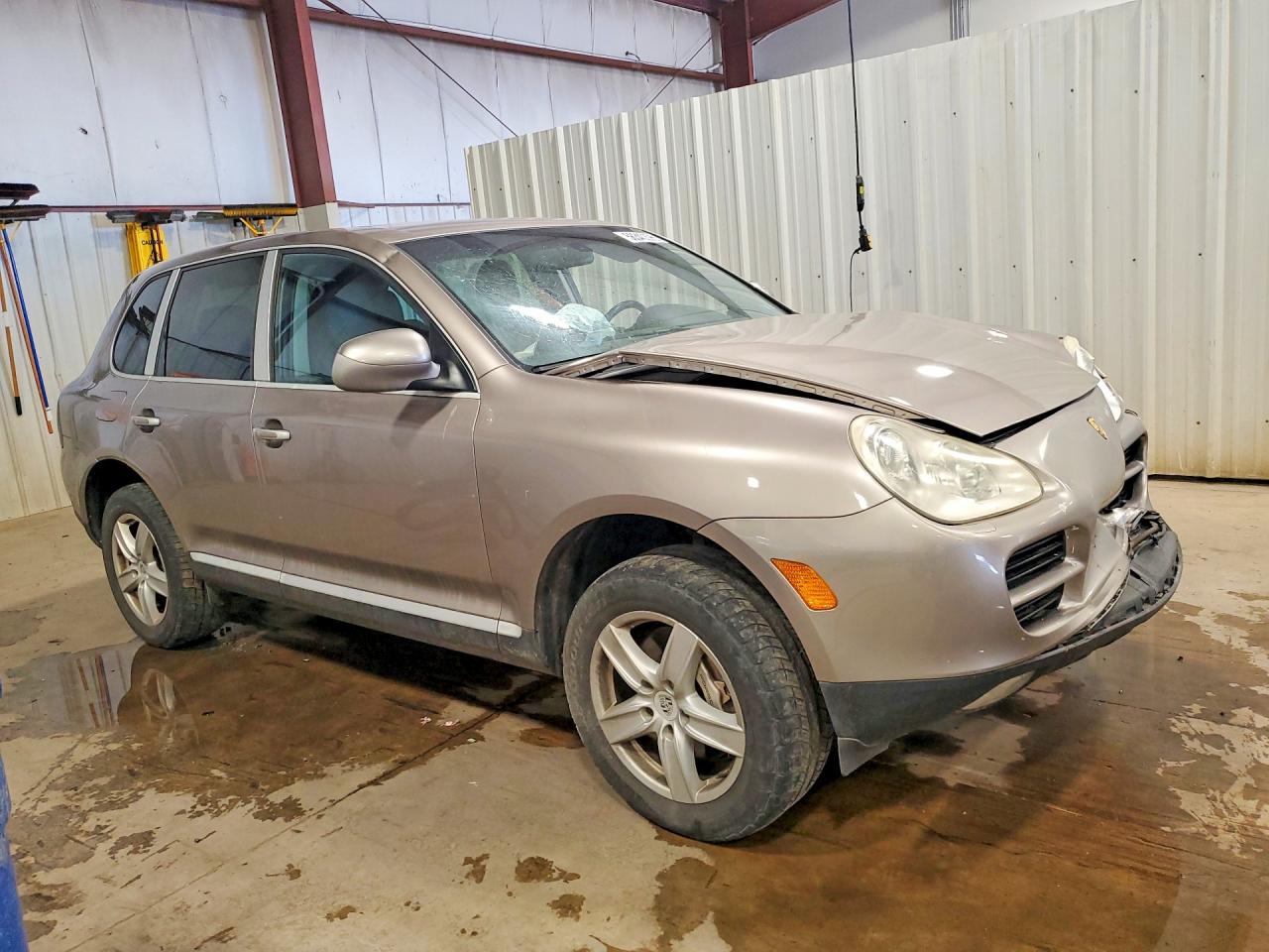 2004 Porsche Cayenne S Brown vin: WP1AB29P24LA75456
