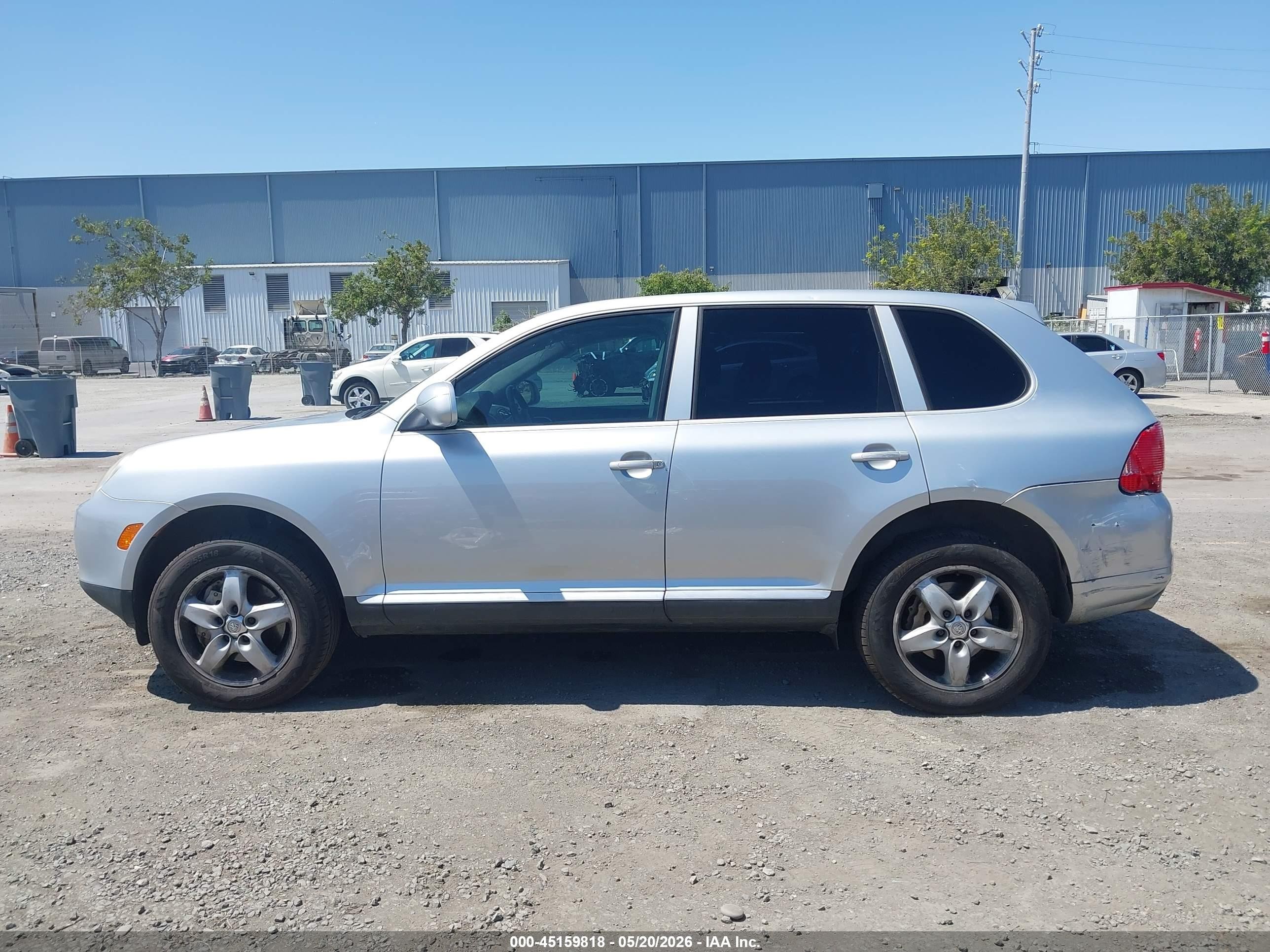 2004 Porsche Cayenne S Silver vin: WP1AB29P54LA75340