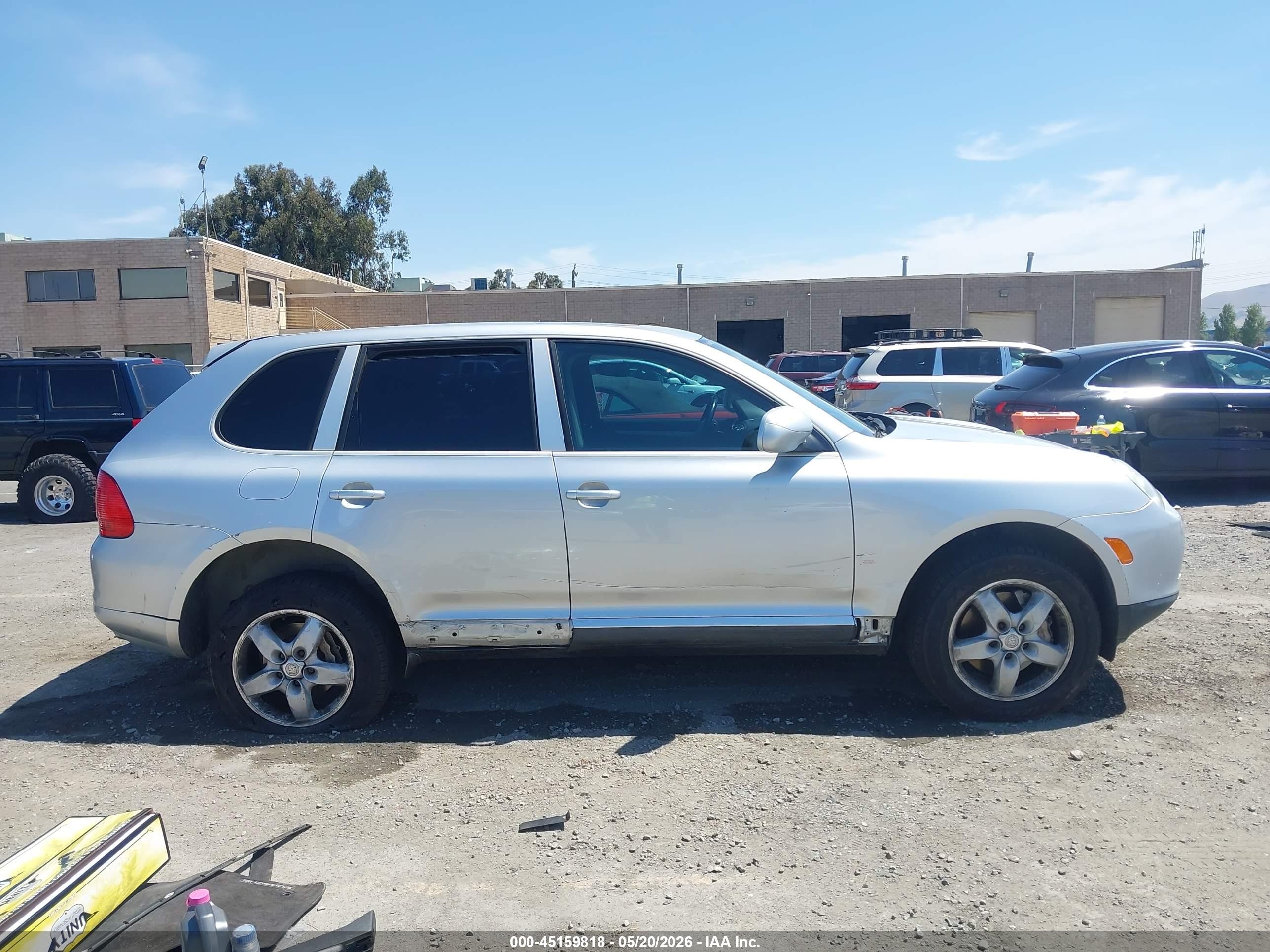 2004 Porsche Cayenne S Silver vin: WP1AB29P54LA75340