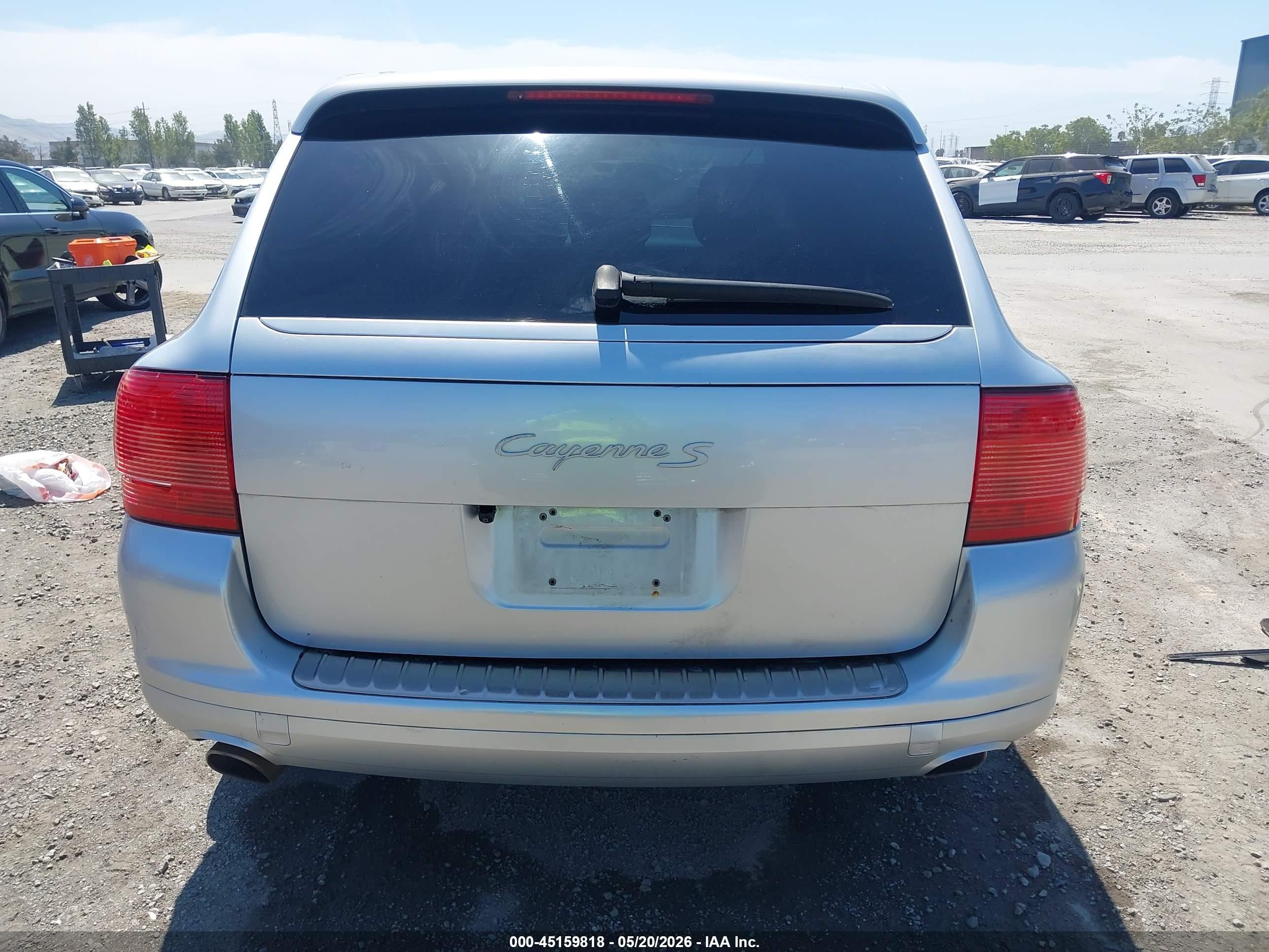 2004 Porsche Cayenne S Silver vin: WP1AB29P54LA75340
