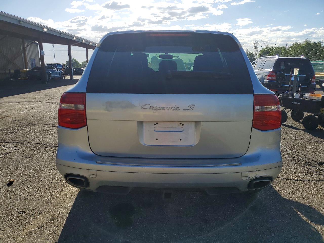 2008 Porsche Cayenne S Silver vin: WP1AB29P68LA41509