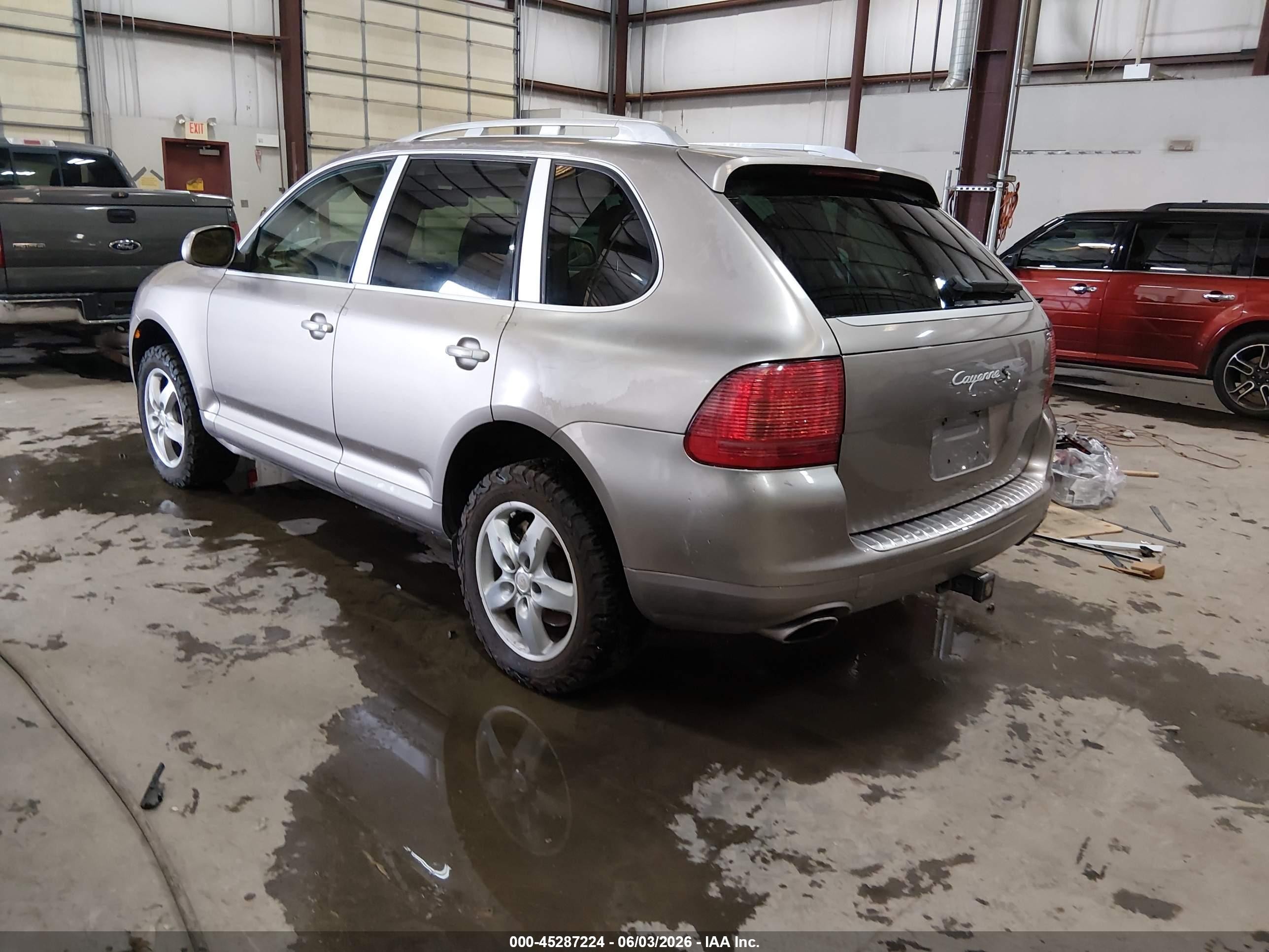 2005 Porsche Cayenne S Brown vin: WP1AB29P85LA65466