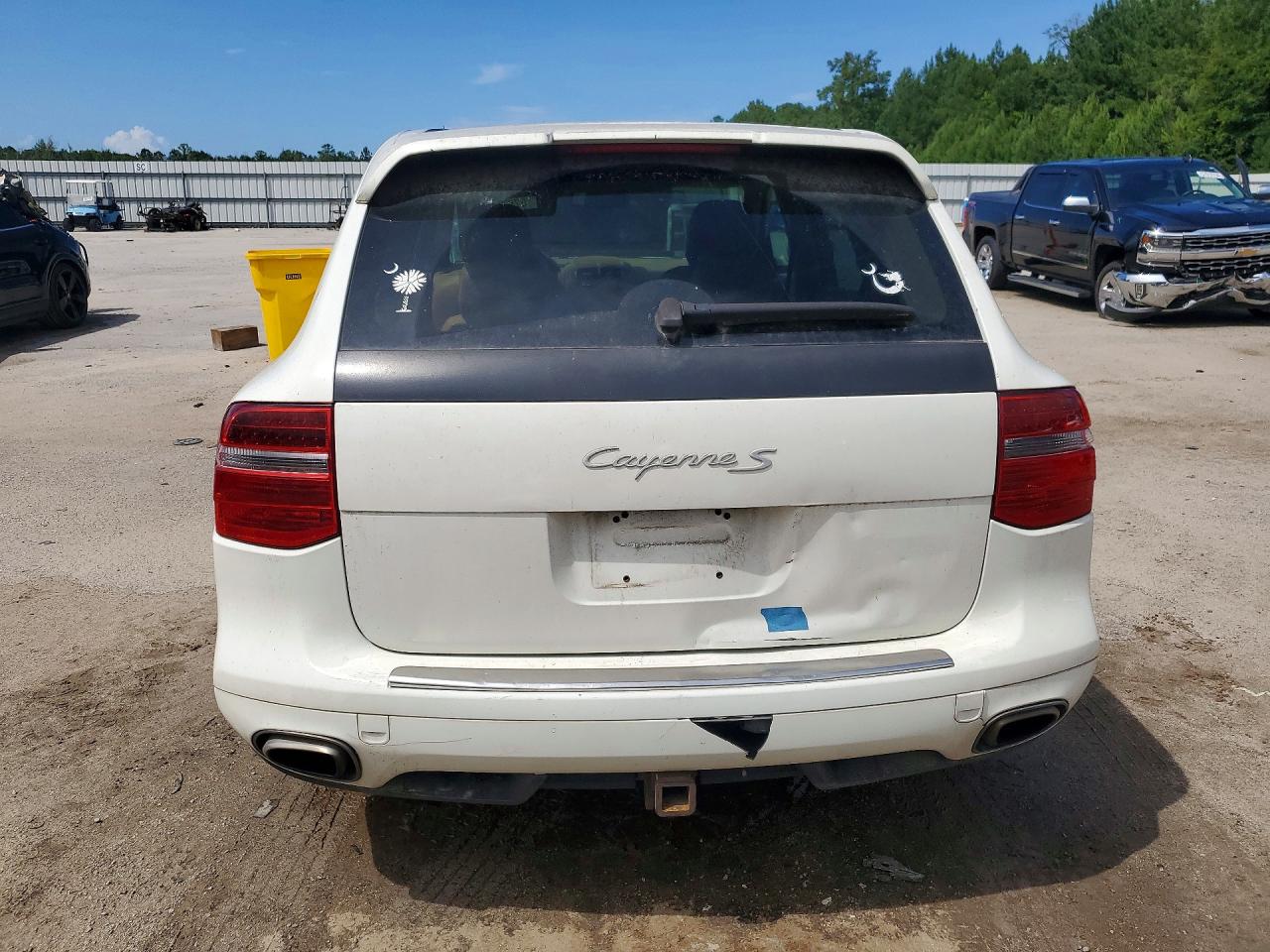 2008 Porsche Cayenne S White vin: WP1AB29P88LA54388