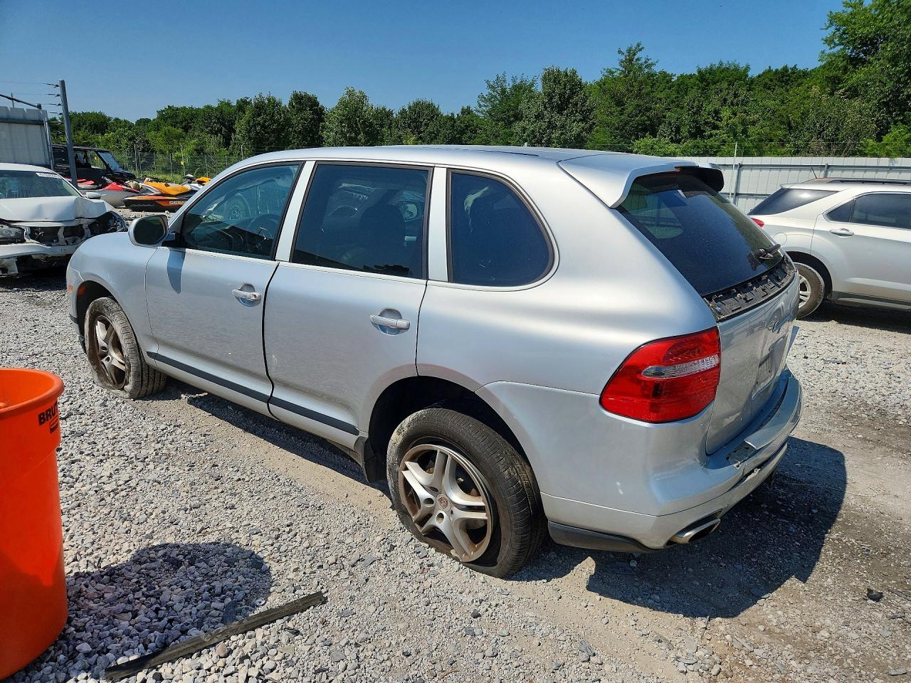 2009 Porsche Cayenne S Silver vin: WP1AB29P89LA43327