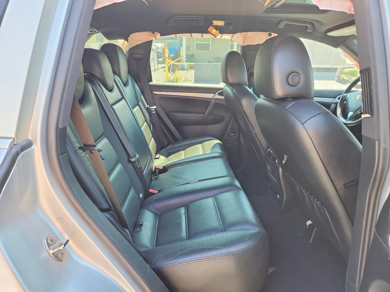 2009 Porsche Cayenne S Silver vin: WP1AB29P89LA43327