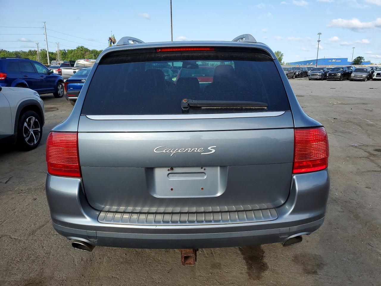 2005 Porsche Cayenne S Gray vin: WP1AB29P95LA64102