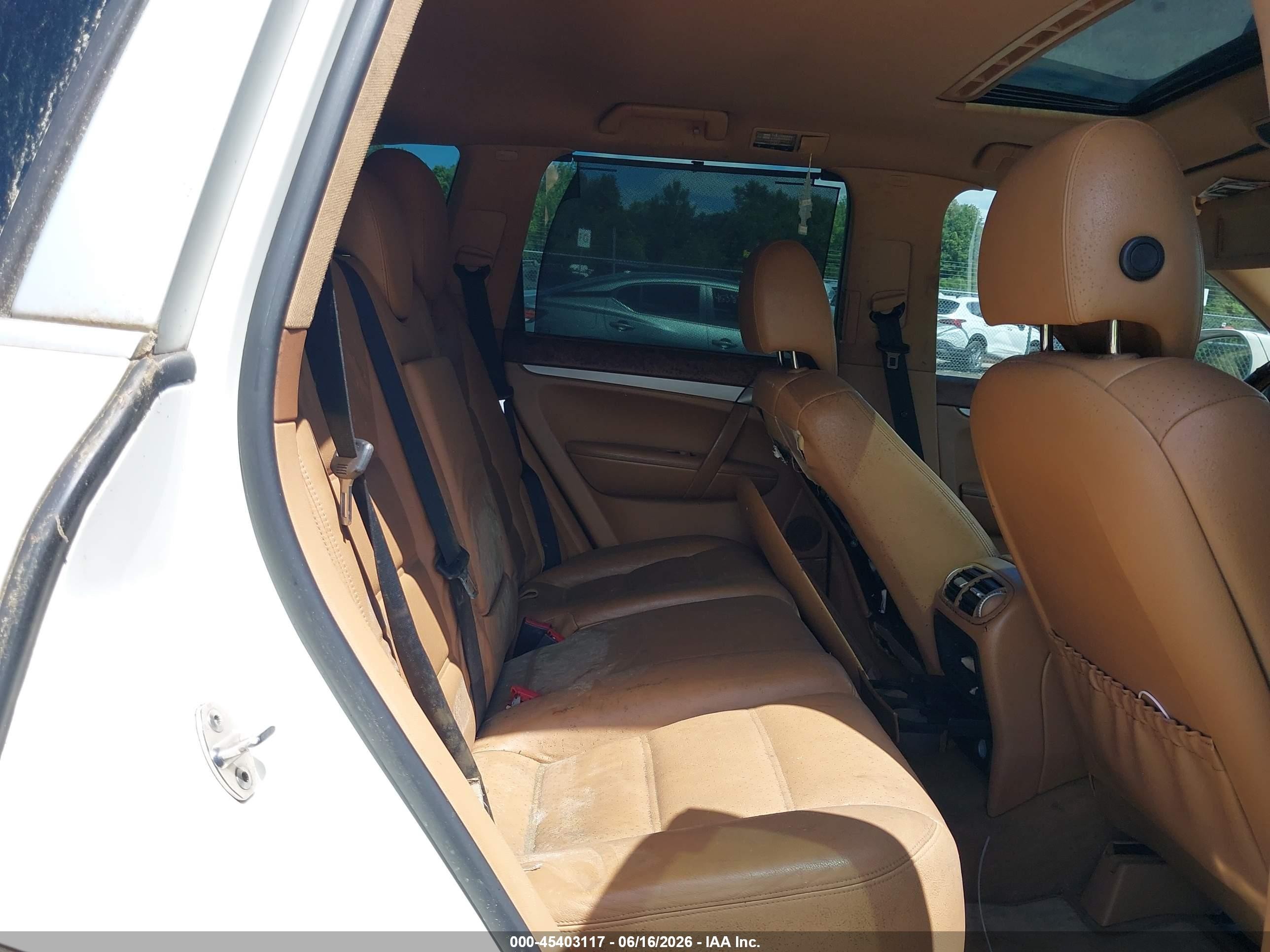 2009 Porsche Cayenne S White vin: WP1AB29PX9LA41840