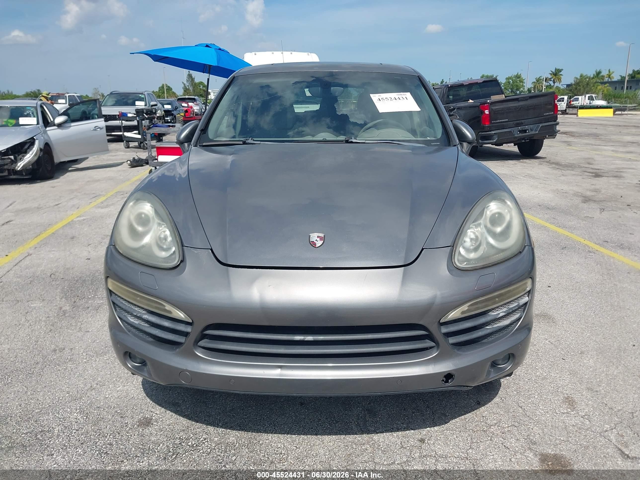 2011 Porsche Cayenne S Gray vin: WP1AB2A20BLA42999