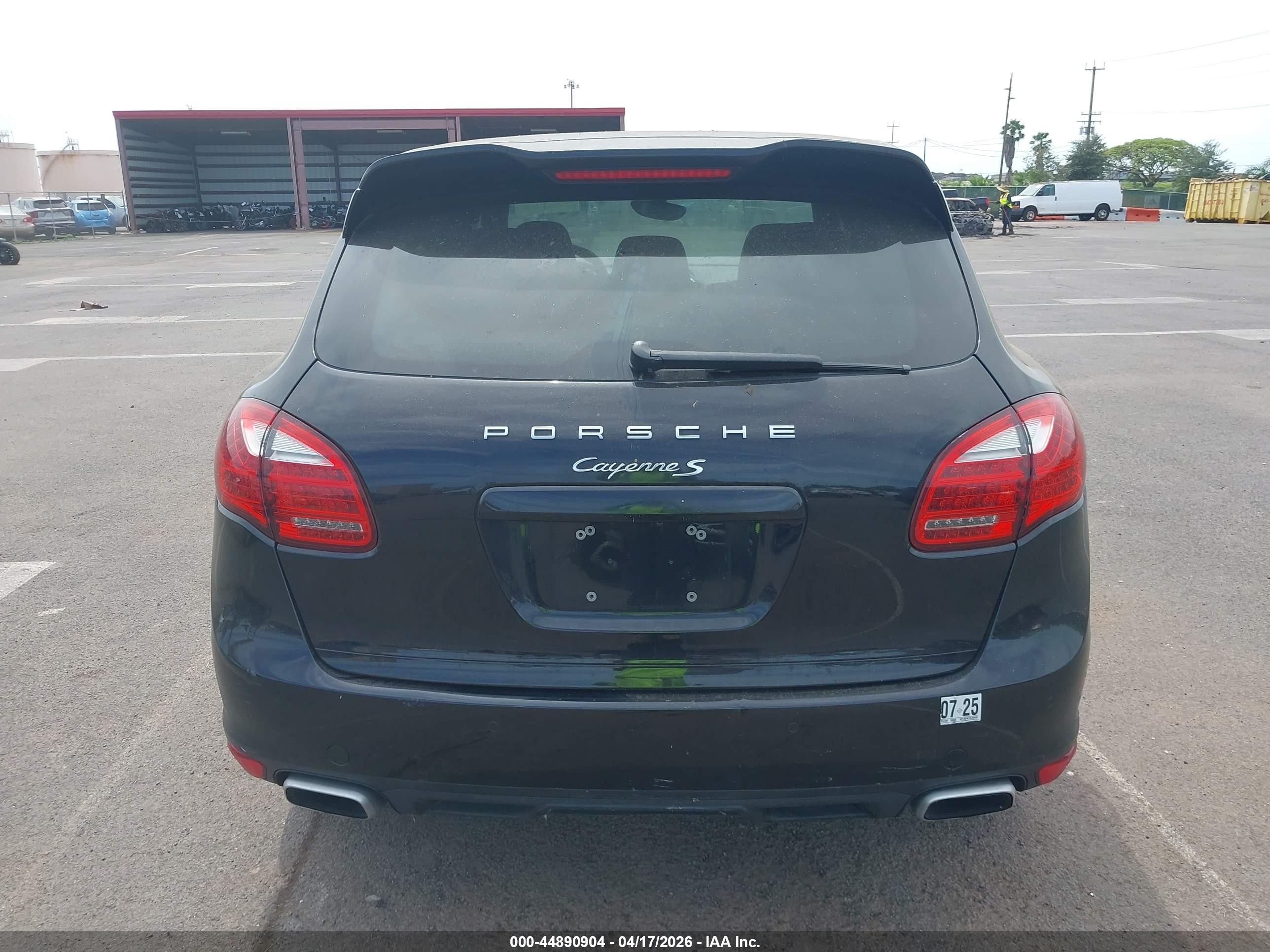 2014 Porsche Cayenne S Black vin: WP1AB2A21ELA55636