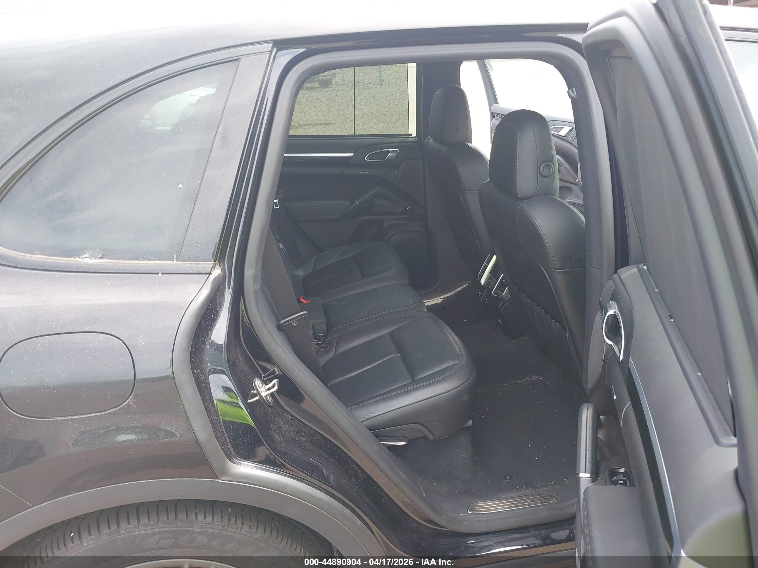 2014 Porsche Cayenne S Black vin: WP1AB2A21ELA55636