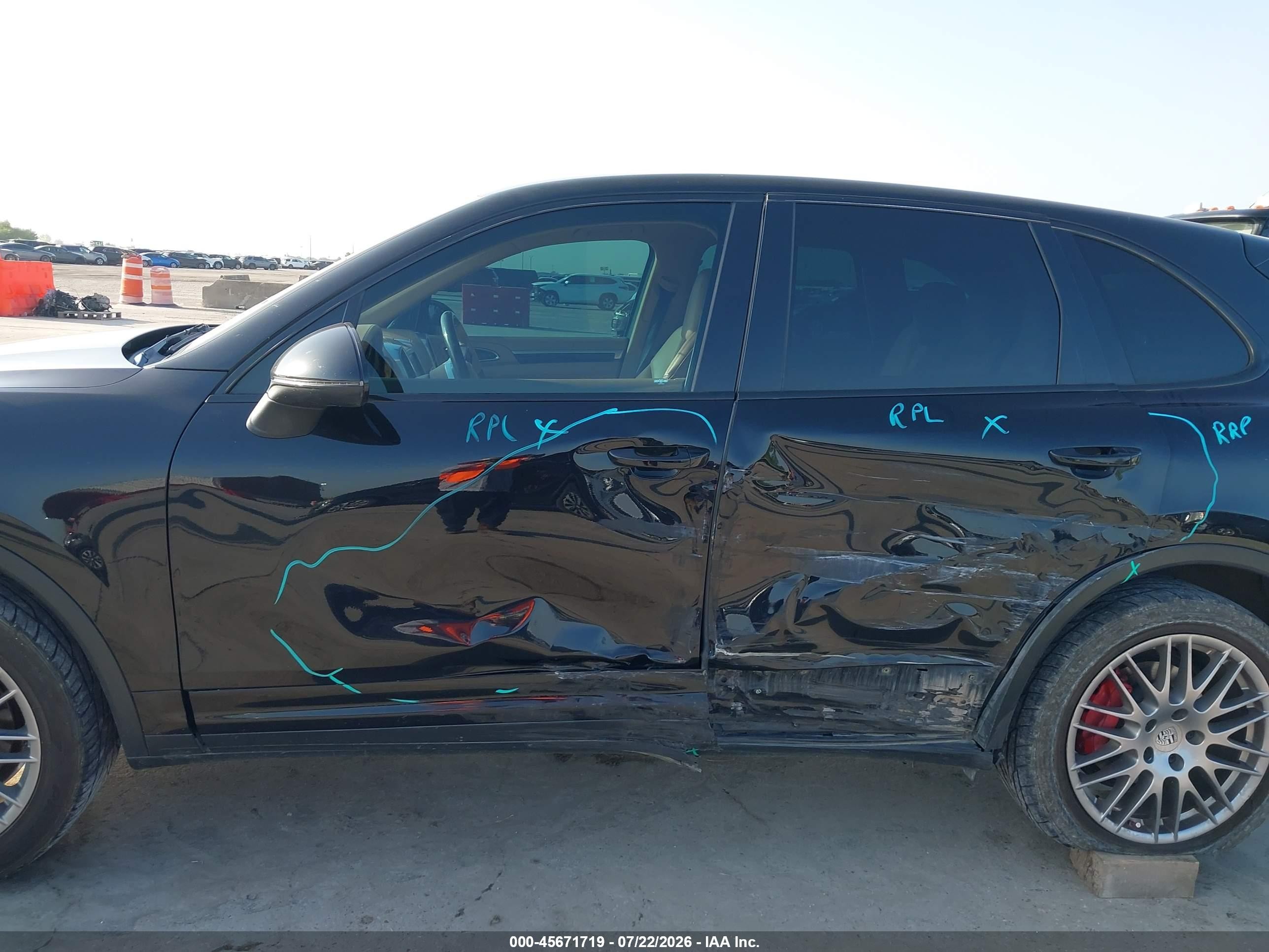 2015 Porsche Cayenne S Black vin: WP1AB2A21FLA56772