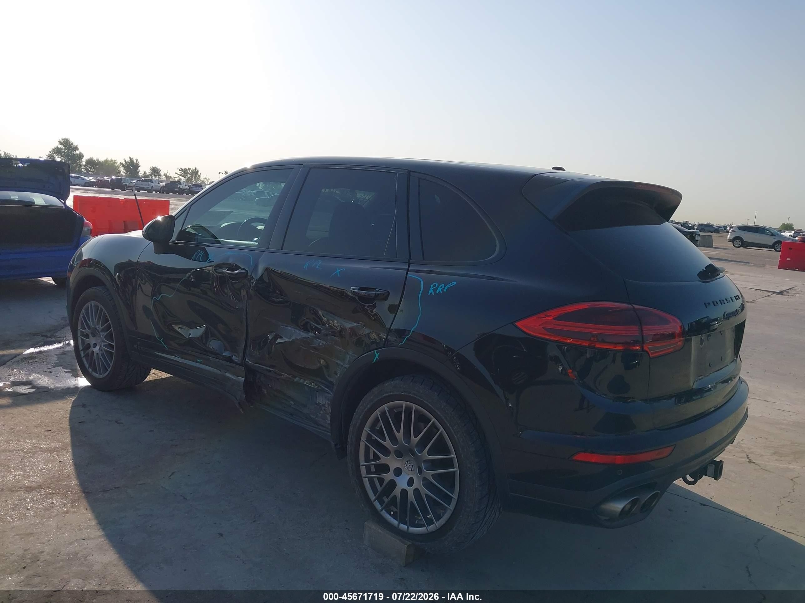 2015 Porsche Cayenne S Black vin: WP1AB2A21FLA56772