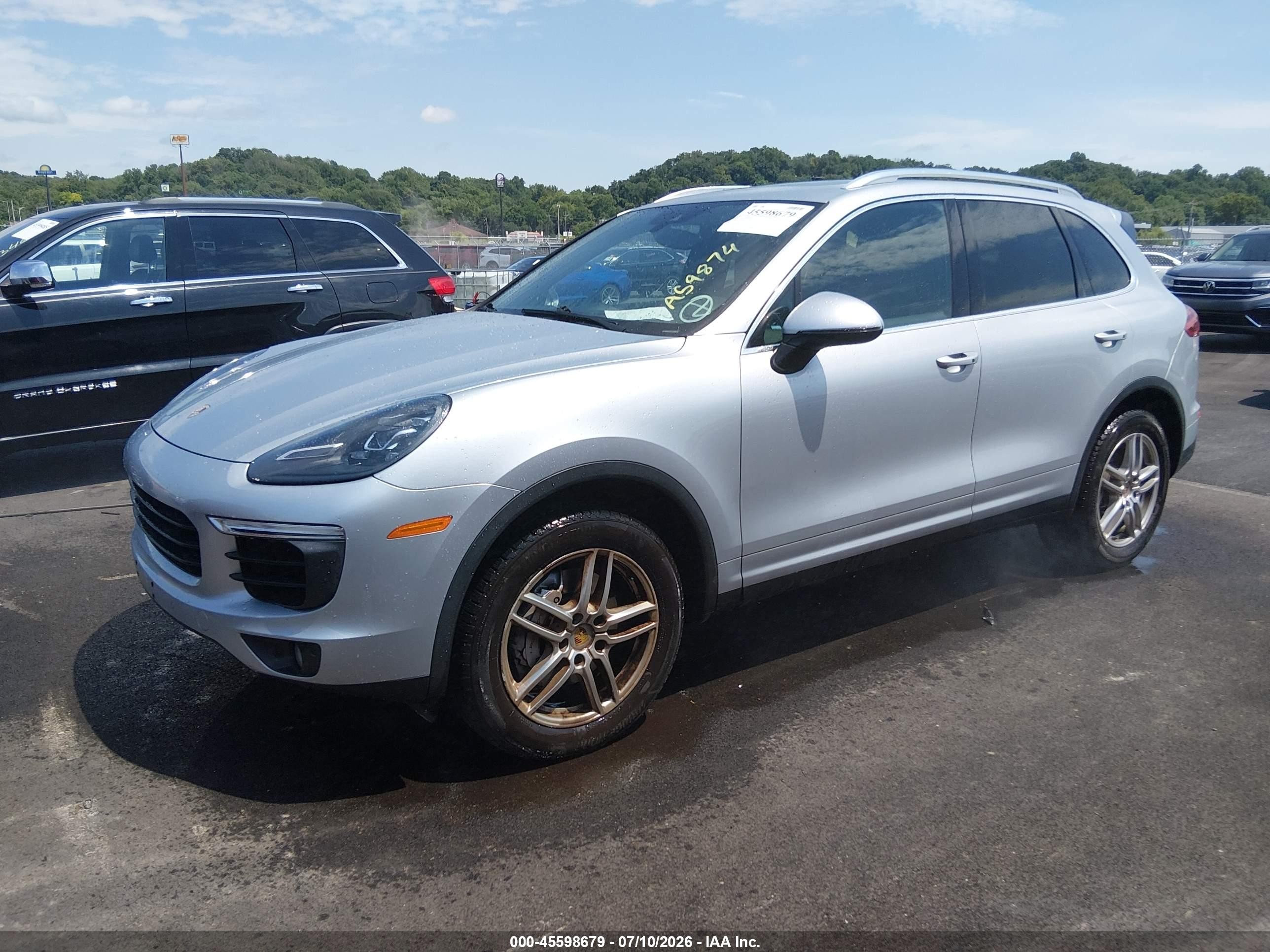 2015 Porsche Cayenne S Silver vin: WP1AB2A22FLA59874