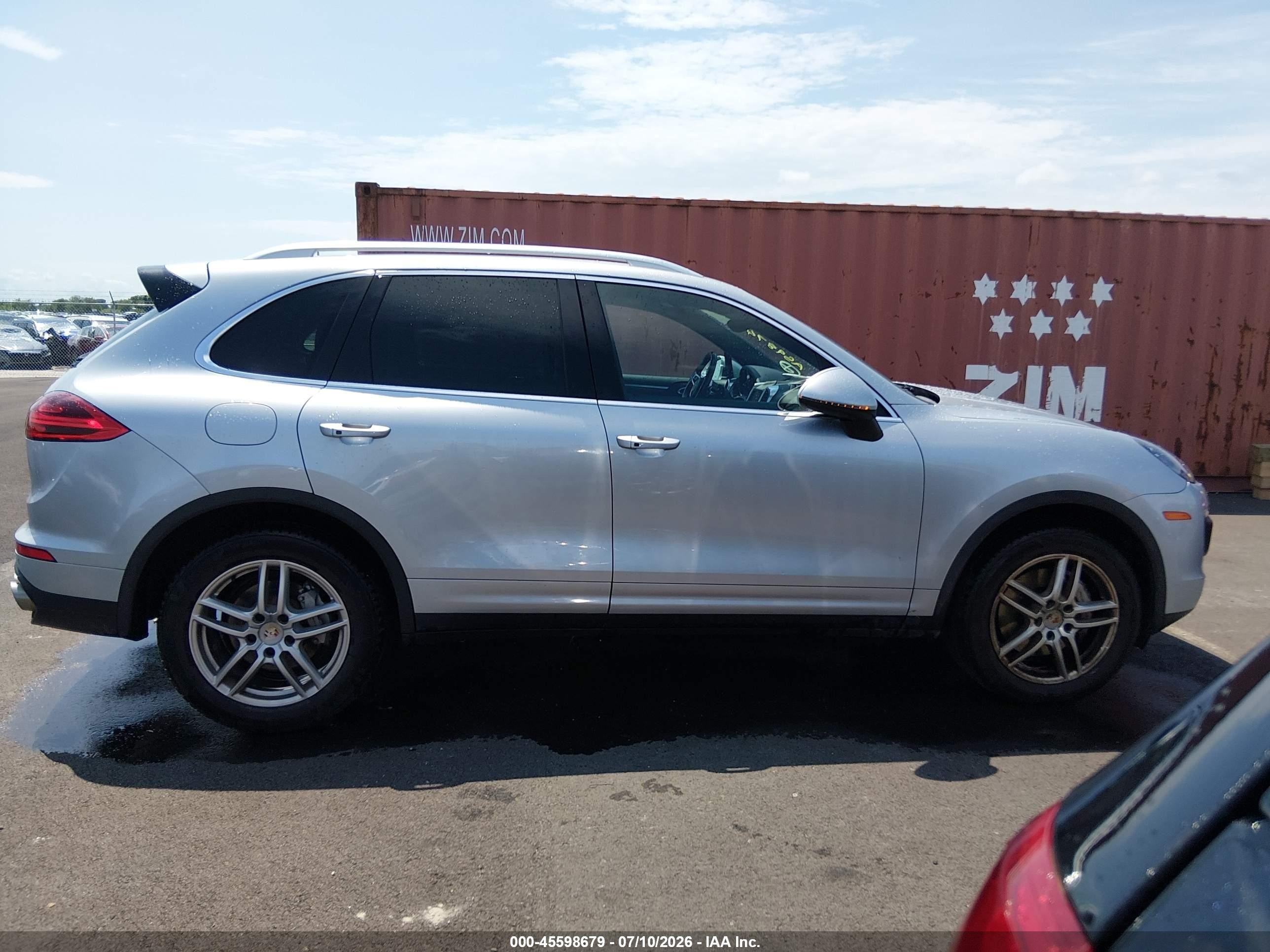 2015 Porsche Cayenne S Silver vin: WP1AB2A22FLA59874