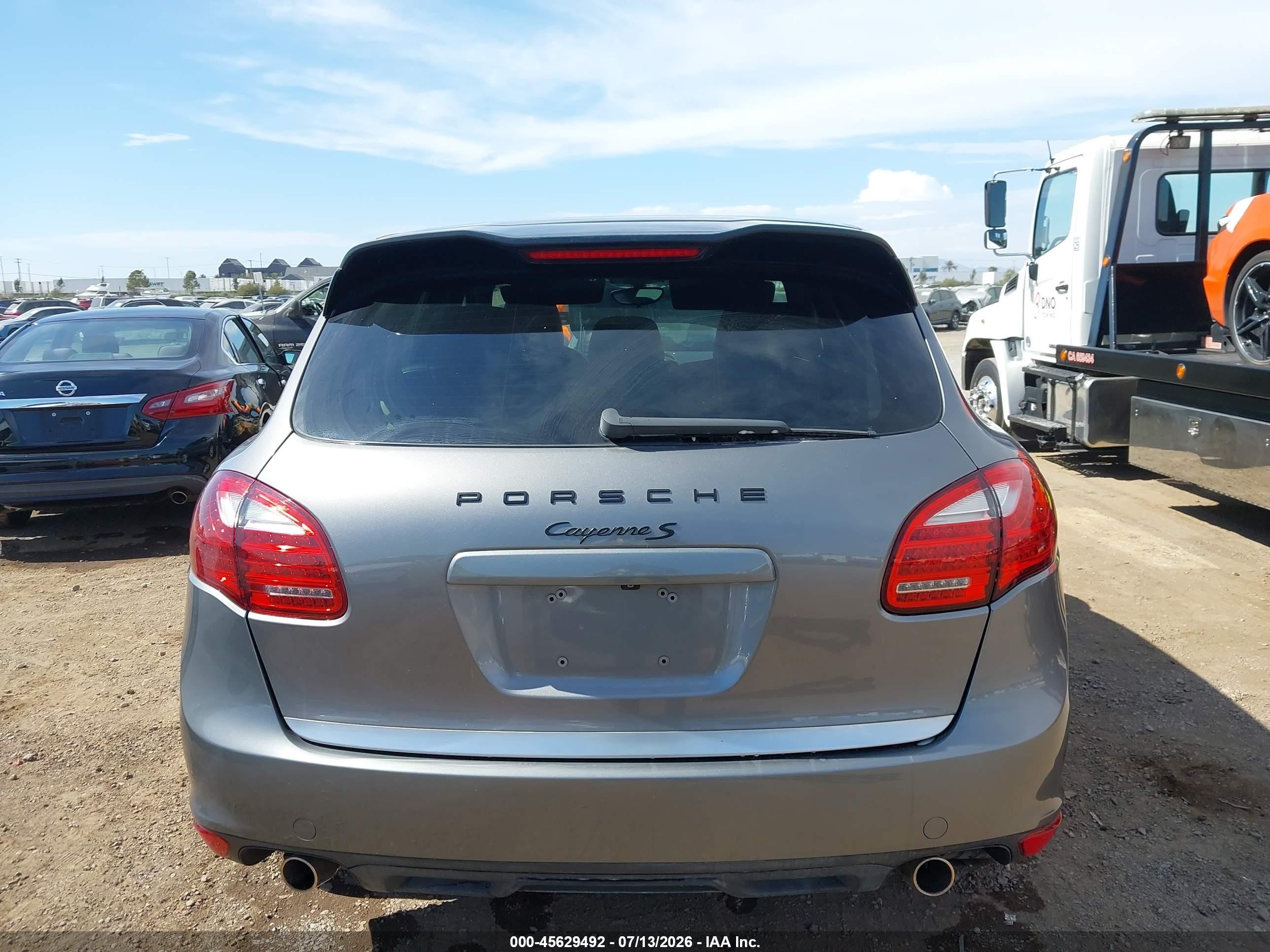 2011 Porsche Cayenne S Gray vin: WP1AB2A23BLA44066