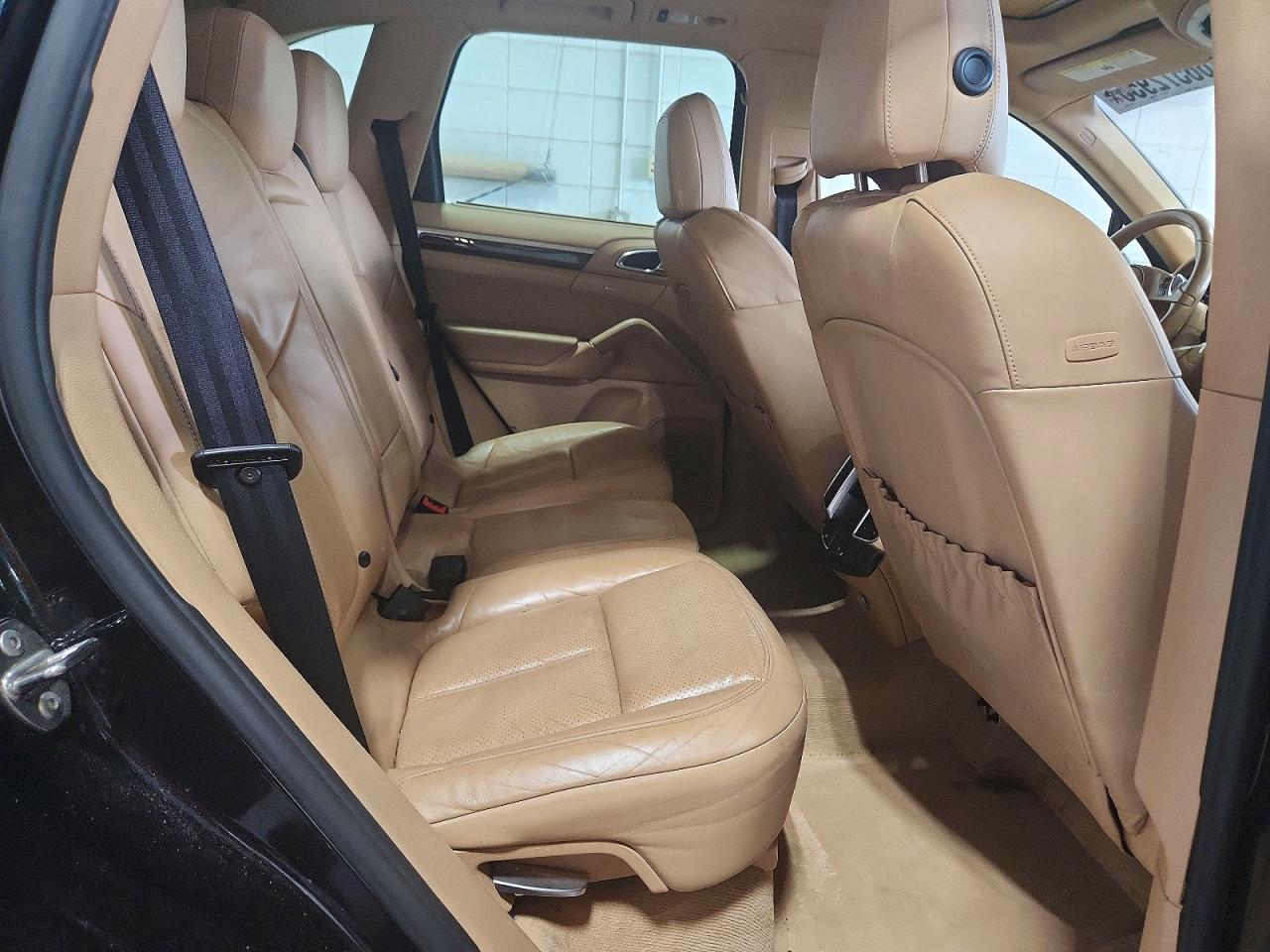 2012 Porsche Cayenne S Черный vin: WP1AB2A24CLA40173