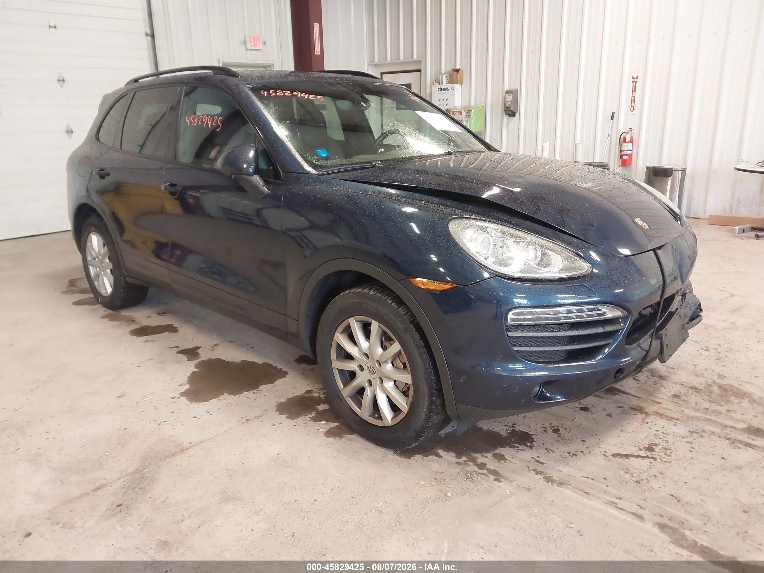 2012 Porsche Cayenne S Blue vin: WP1AB2A24CLA45311