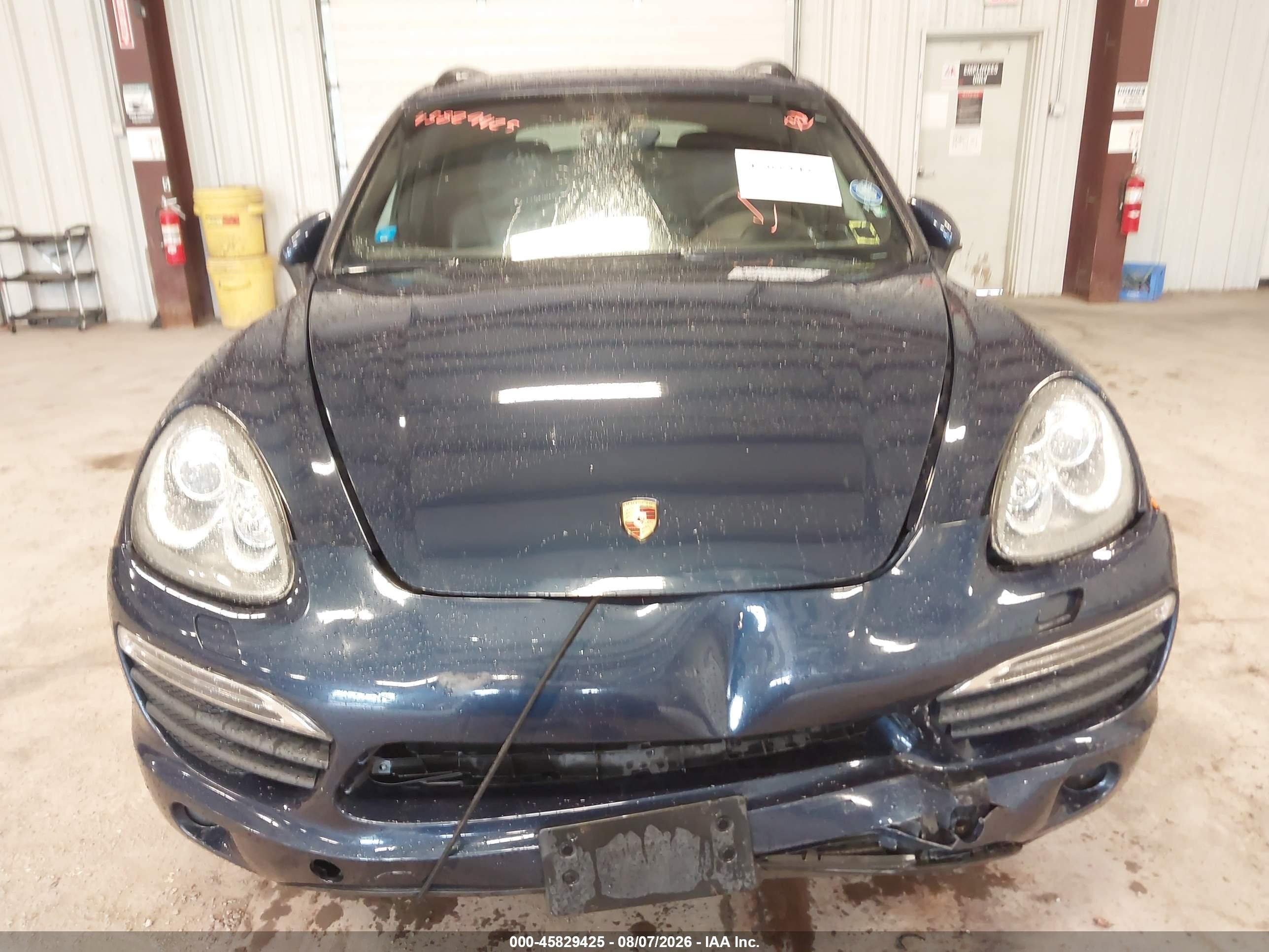 2012 Porsche Cayenne S Blue vin: WP1AB2A24CLA45311