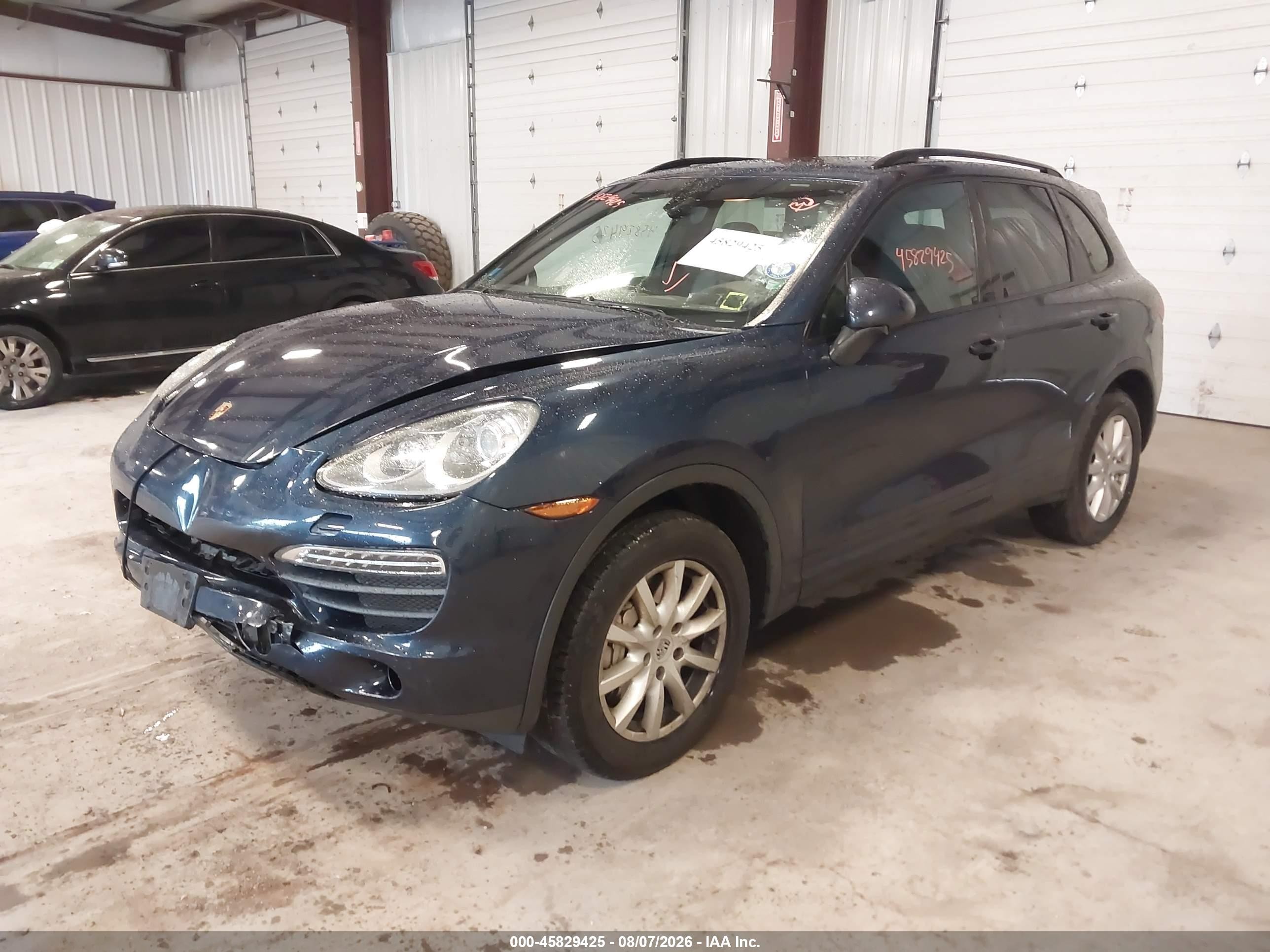 2012 Porsche Cayenne S Blue vin: WP1AB2A24CLA45311
