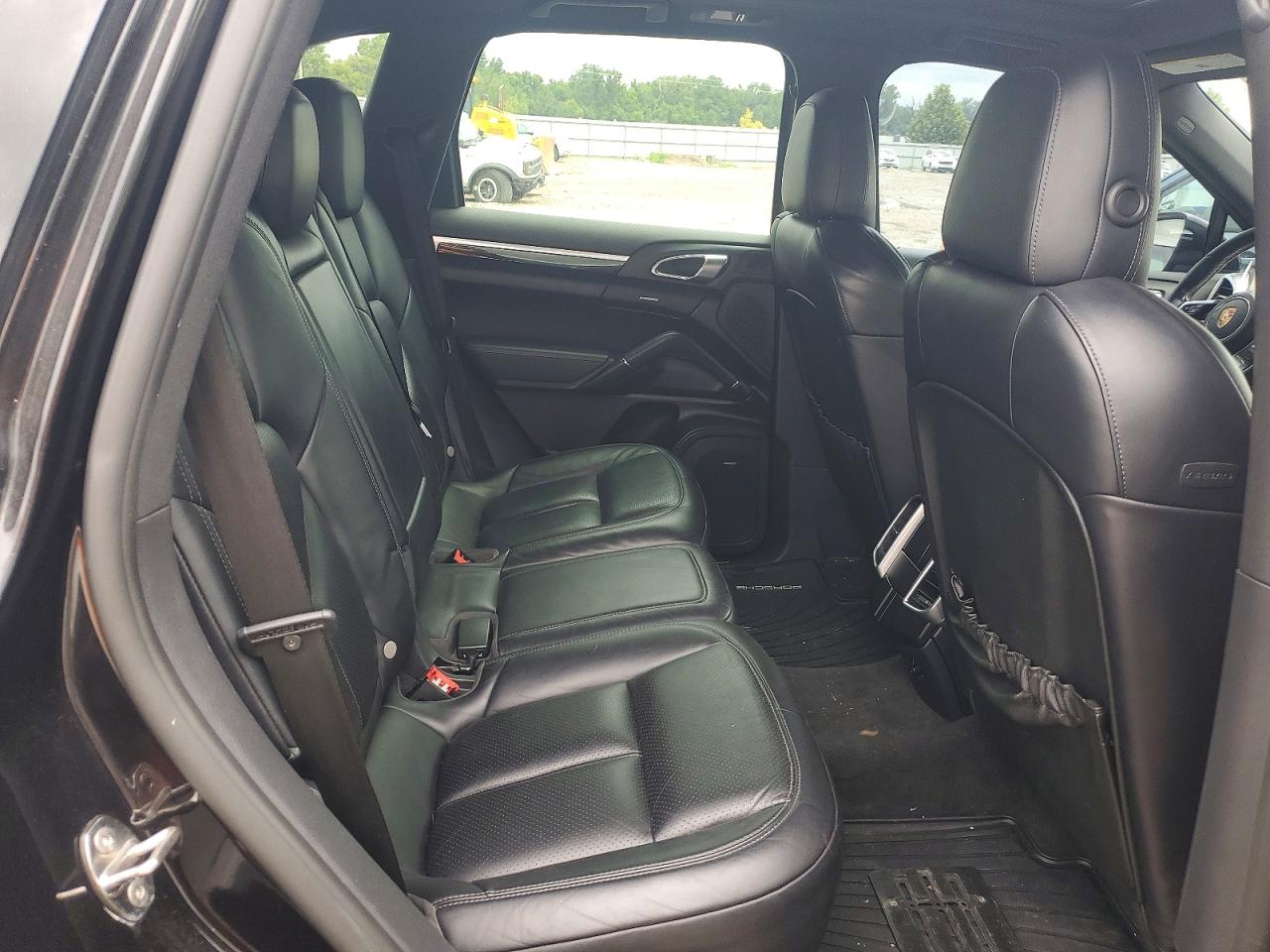2015 Porsche Cayenne S Black vin: WP1AB2A24FLA56510