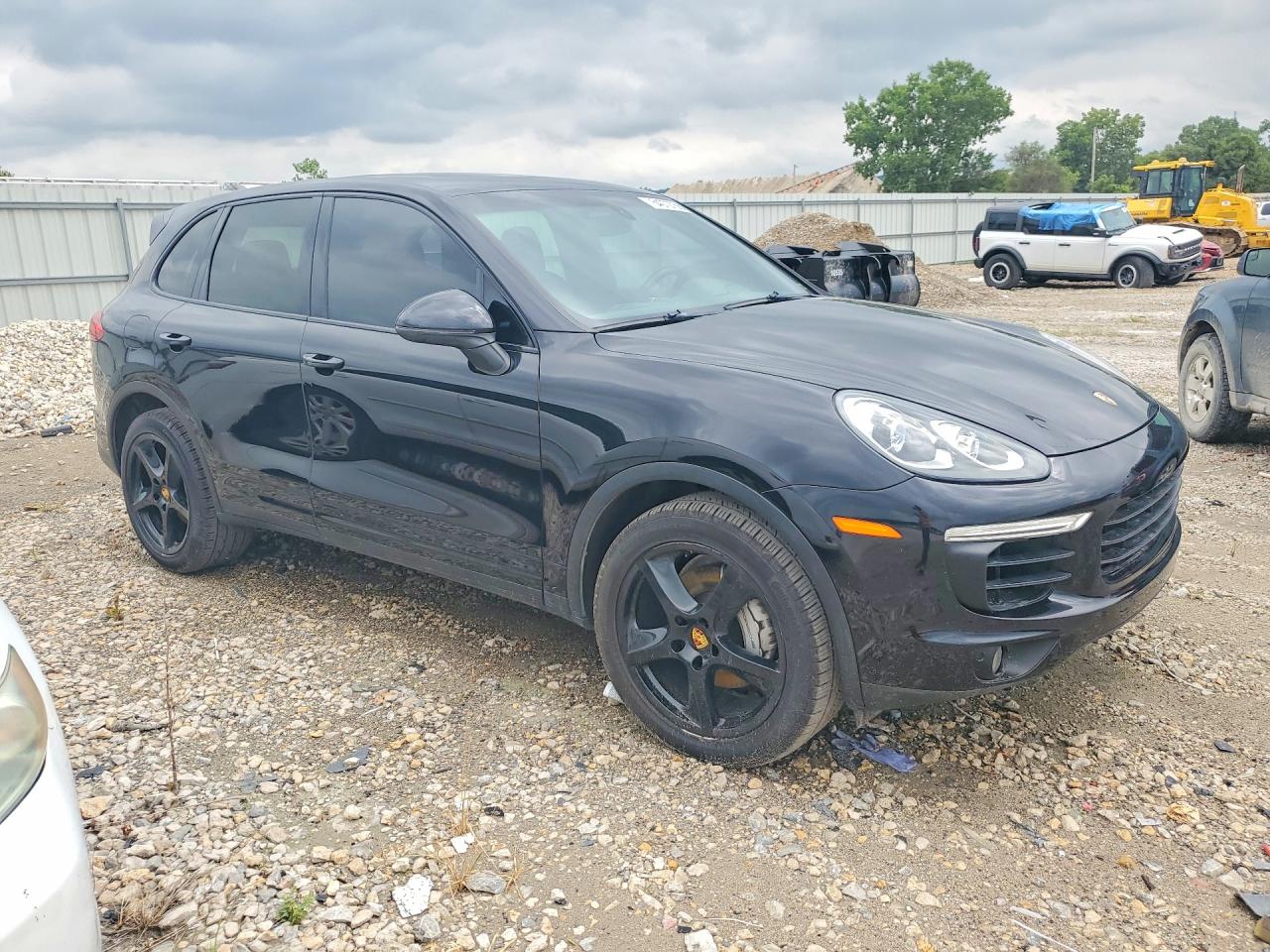 2015 Porsche Cayenne S Black vin: WP1AB2A24FLA56510