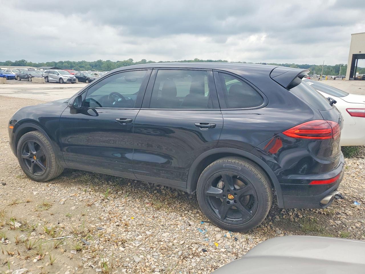 2015 Porsche Cayenne S Black vin: WP1AB2A24FLA56510