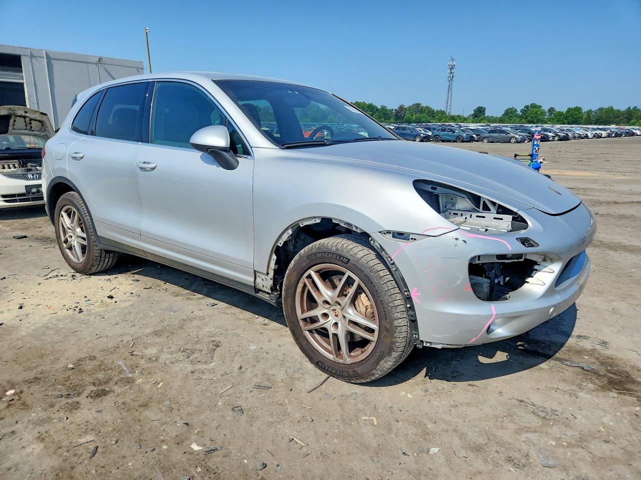 2011 Porsche Cayenne S Silver vin: WP1AB2A25BLA41802