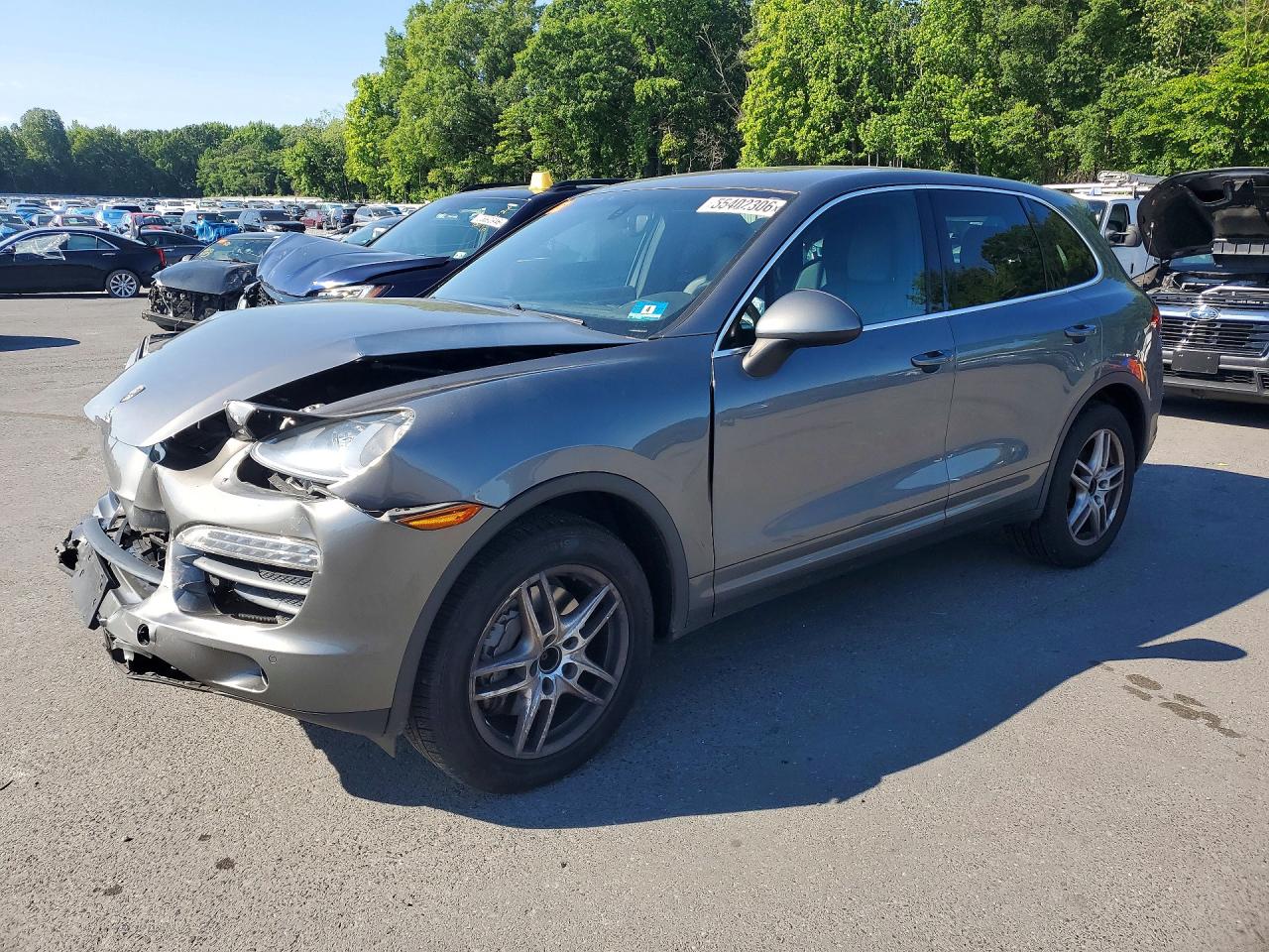 2011 Porsche Cayenne S Brown vin: WP1AB2A25BLA51066