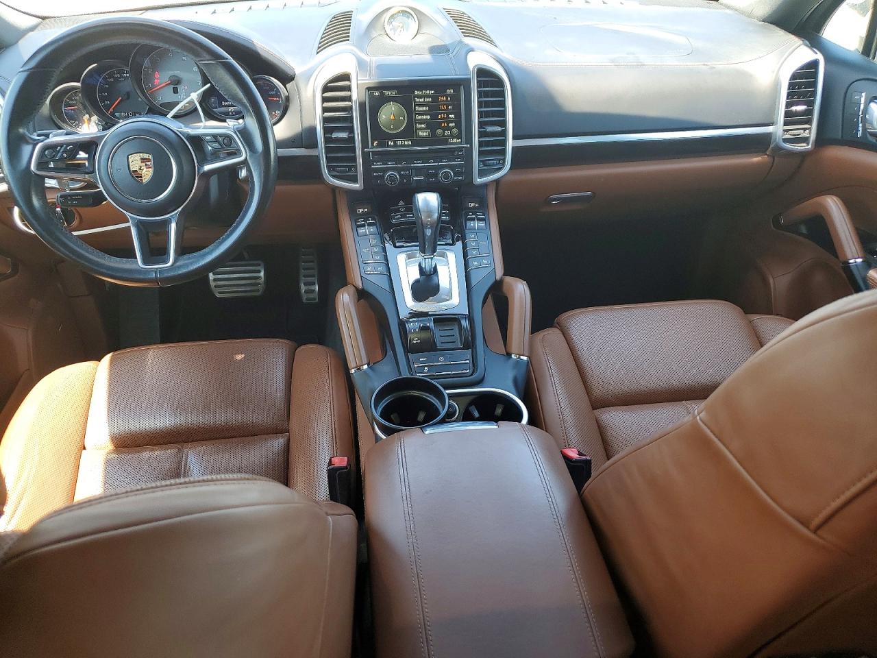2016 Porsche Cayenne S White vin: WP1AB2A25GLA95480