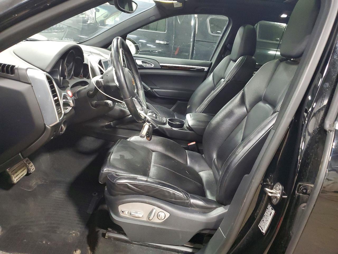2017 Porsche Cayenne S Black vin: WP1AB2A25HLA53361