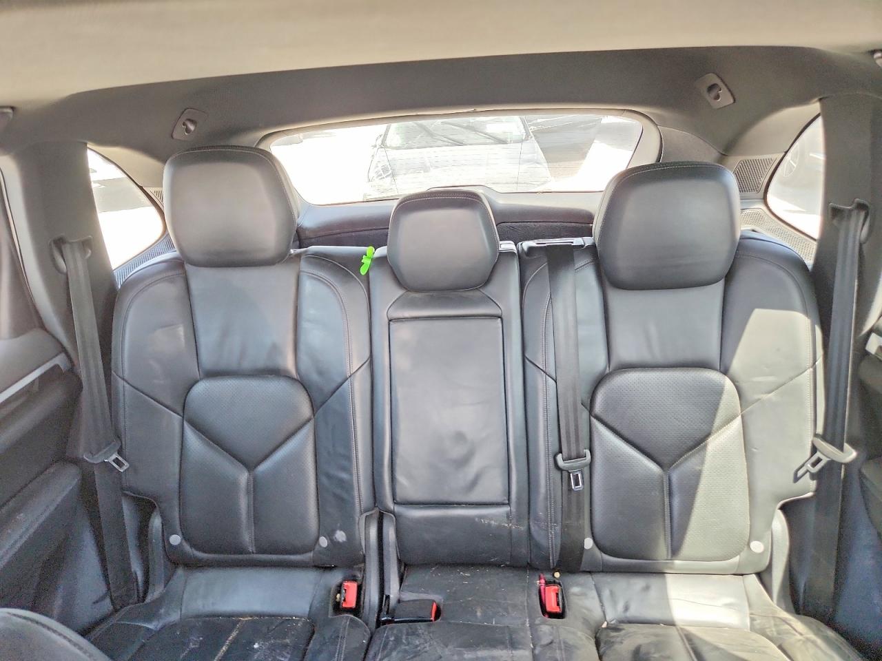2011 Porsche Cayenne S Silver vin: WP1AB2A26BLA43994
