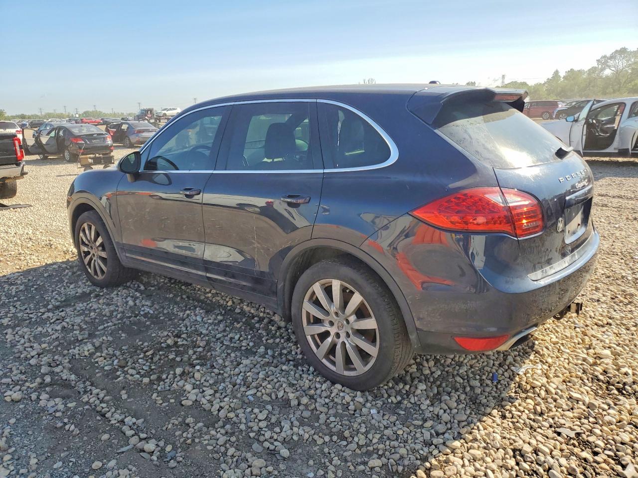 2011 Porsche Cayenne S Blue vin: WP1AB2A26BLA47754