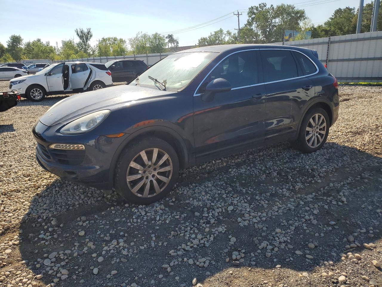 2011 Porsche Cayenne S Blue vin: WP1AB2A26BLA47754