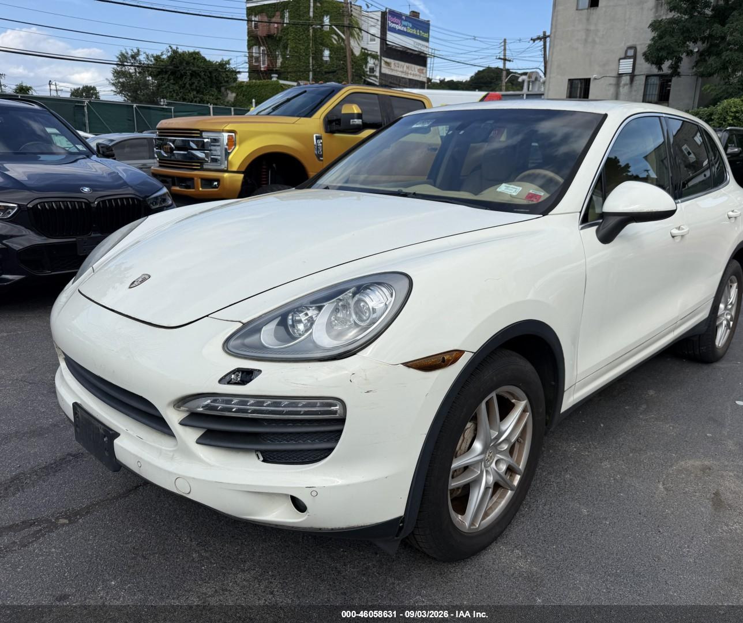 2011 Porsche Cayenne S White vin: WP1AB2A26BLA48287