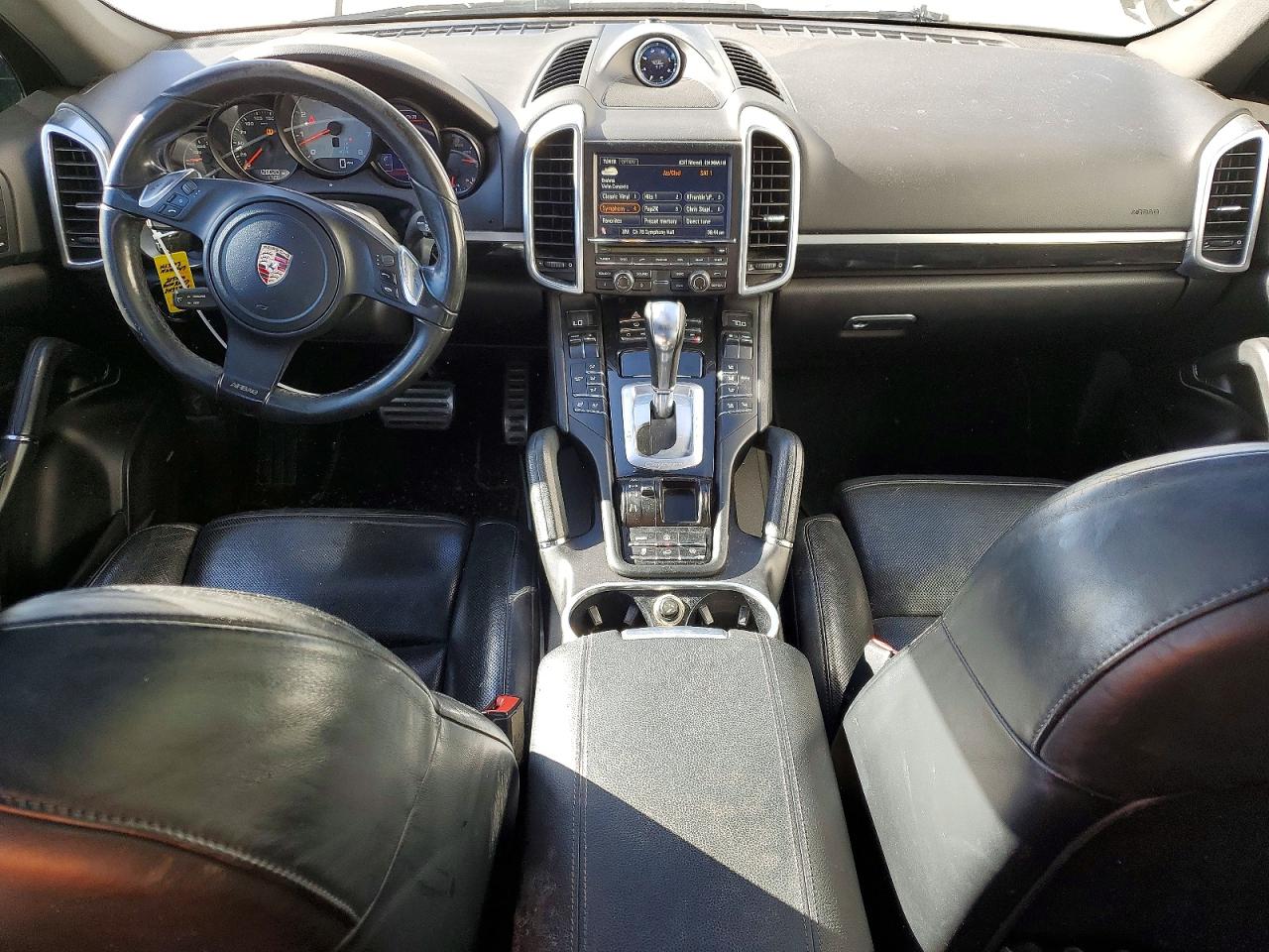 2011 Porsche Cayenne S White vin: WP1AB2A26BLA53375