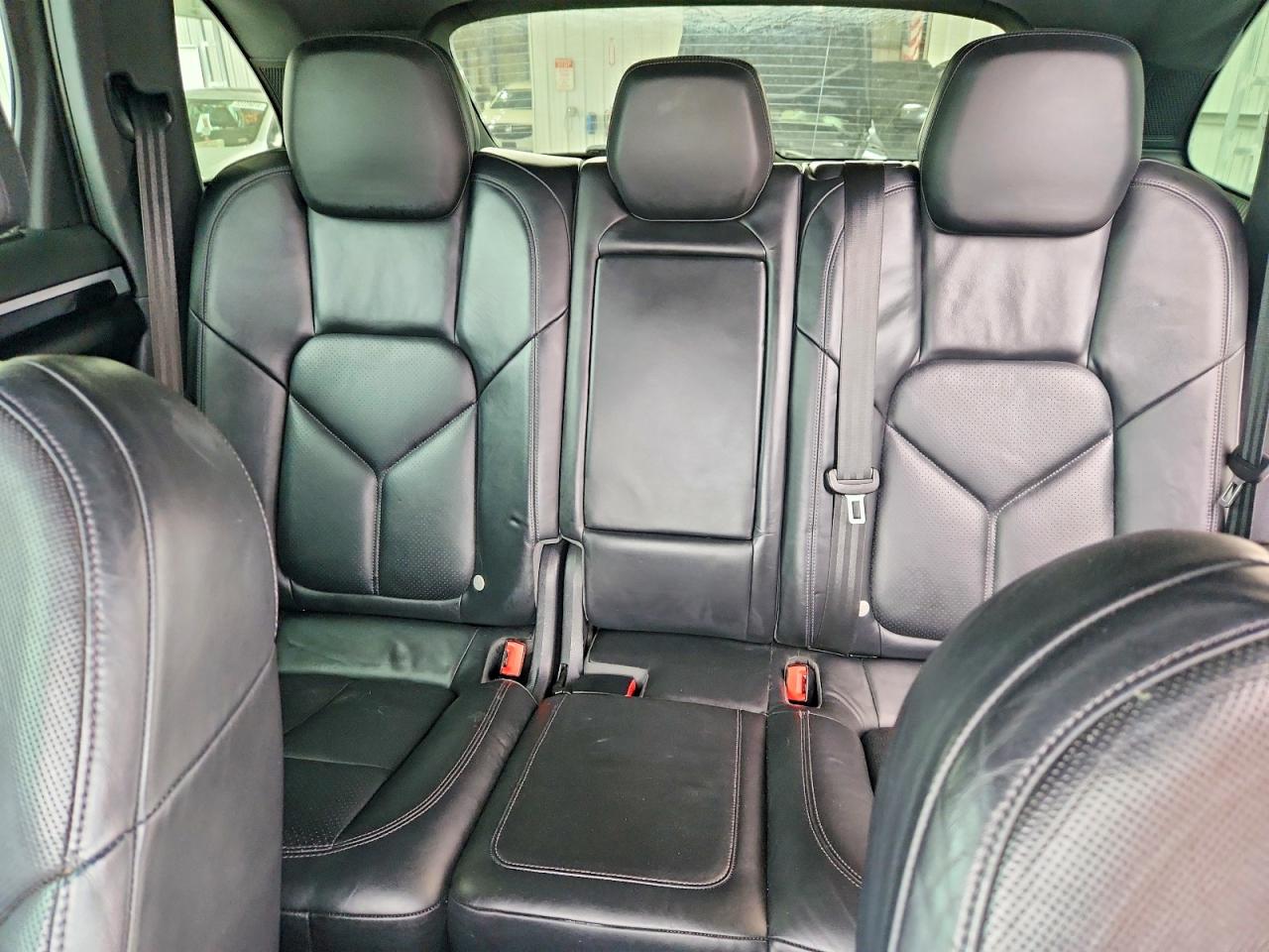 2012 Porsche Cayenne S Black vin: WP1AB2A26CLA42877