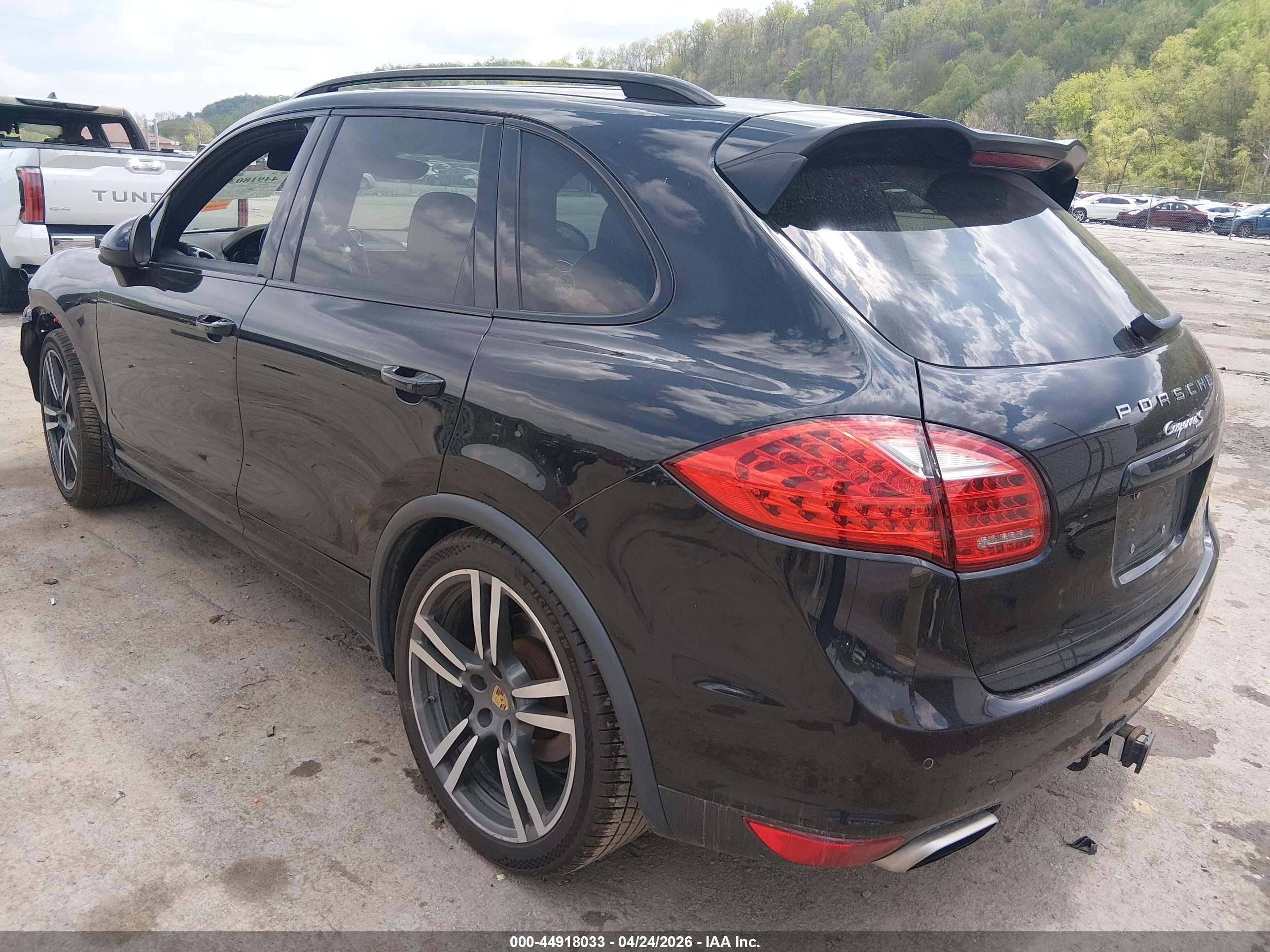 2014 Porsche Cayenne S Black vin: WP1AB2A27ELA58816